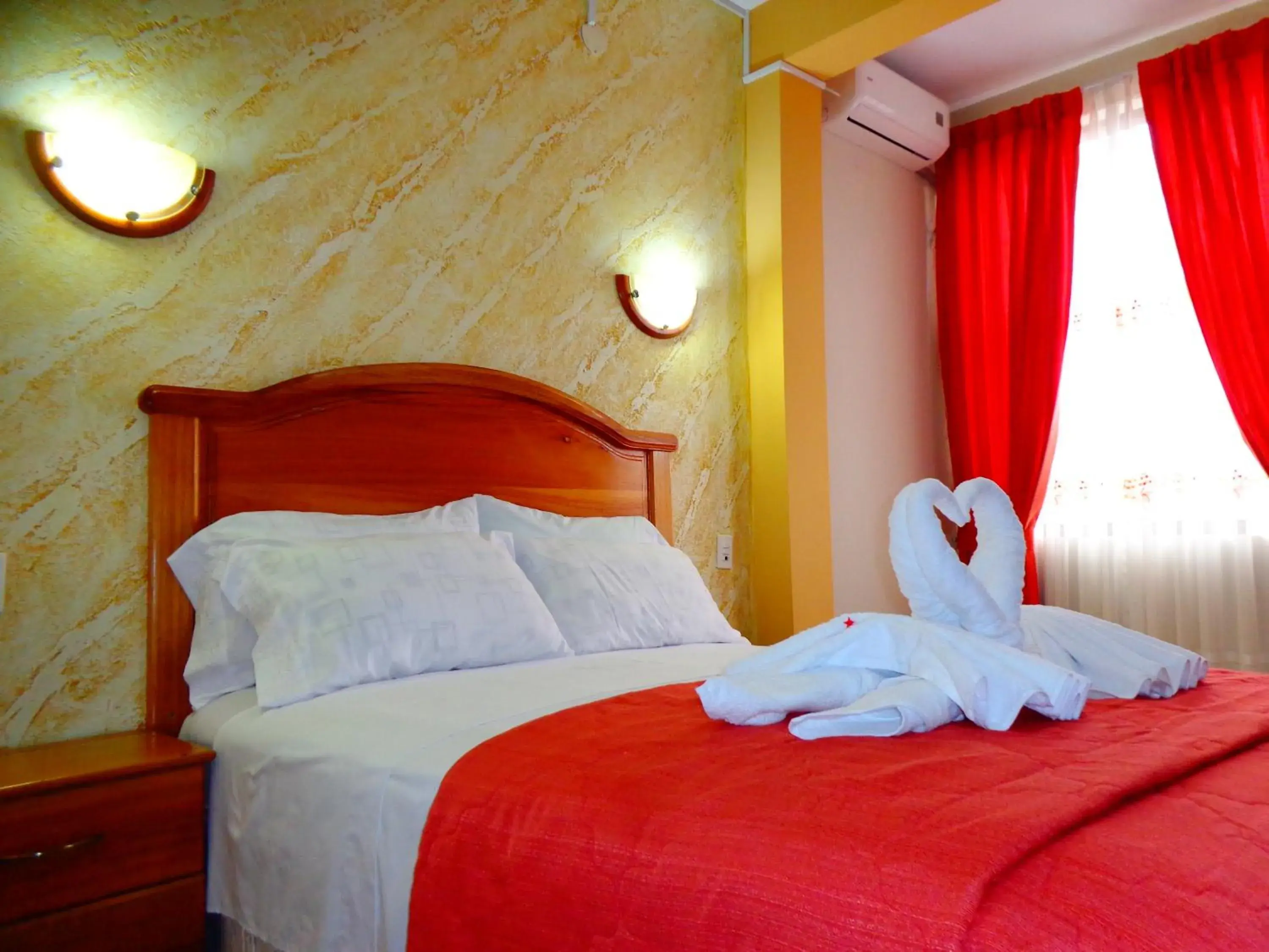 Double Room Private Bathroom with Air-Condition in Hotel Pampa & Selva Double Room Private Bathroom with Air-Condition in Hotel Pampa & Selva