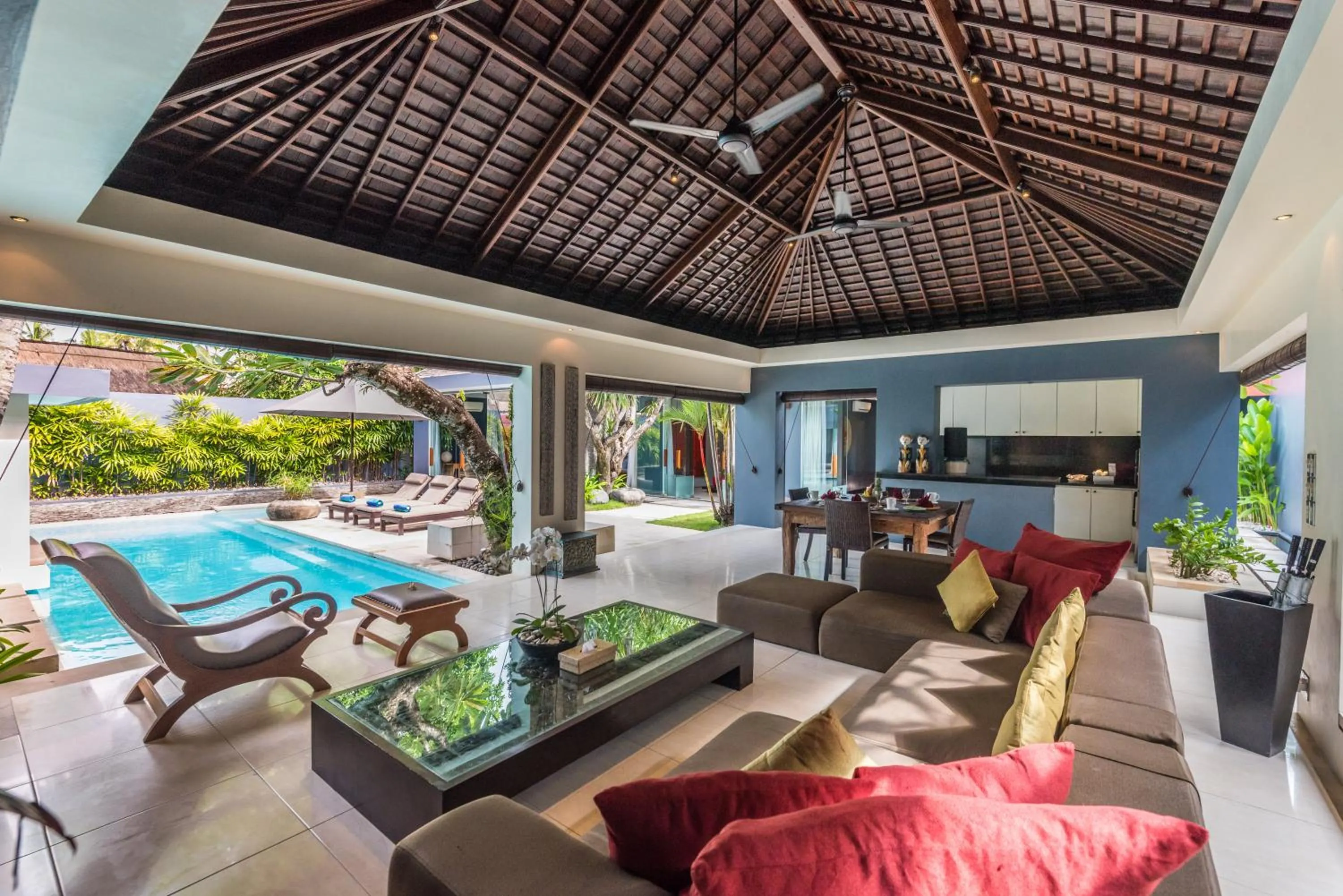 Day in Kembali Villas