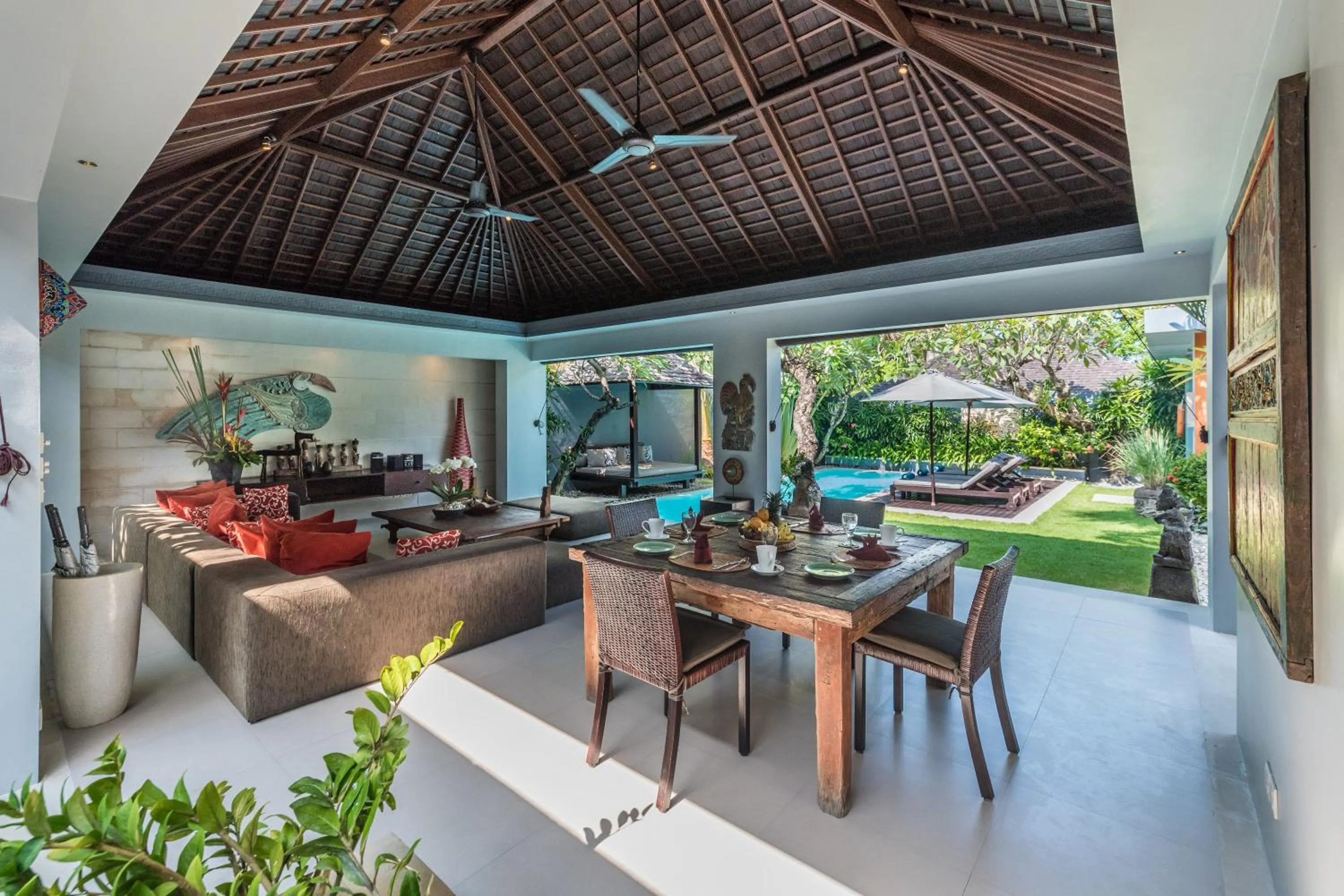 Day in Kembali Villas