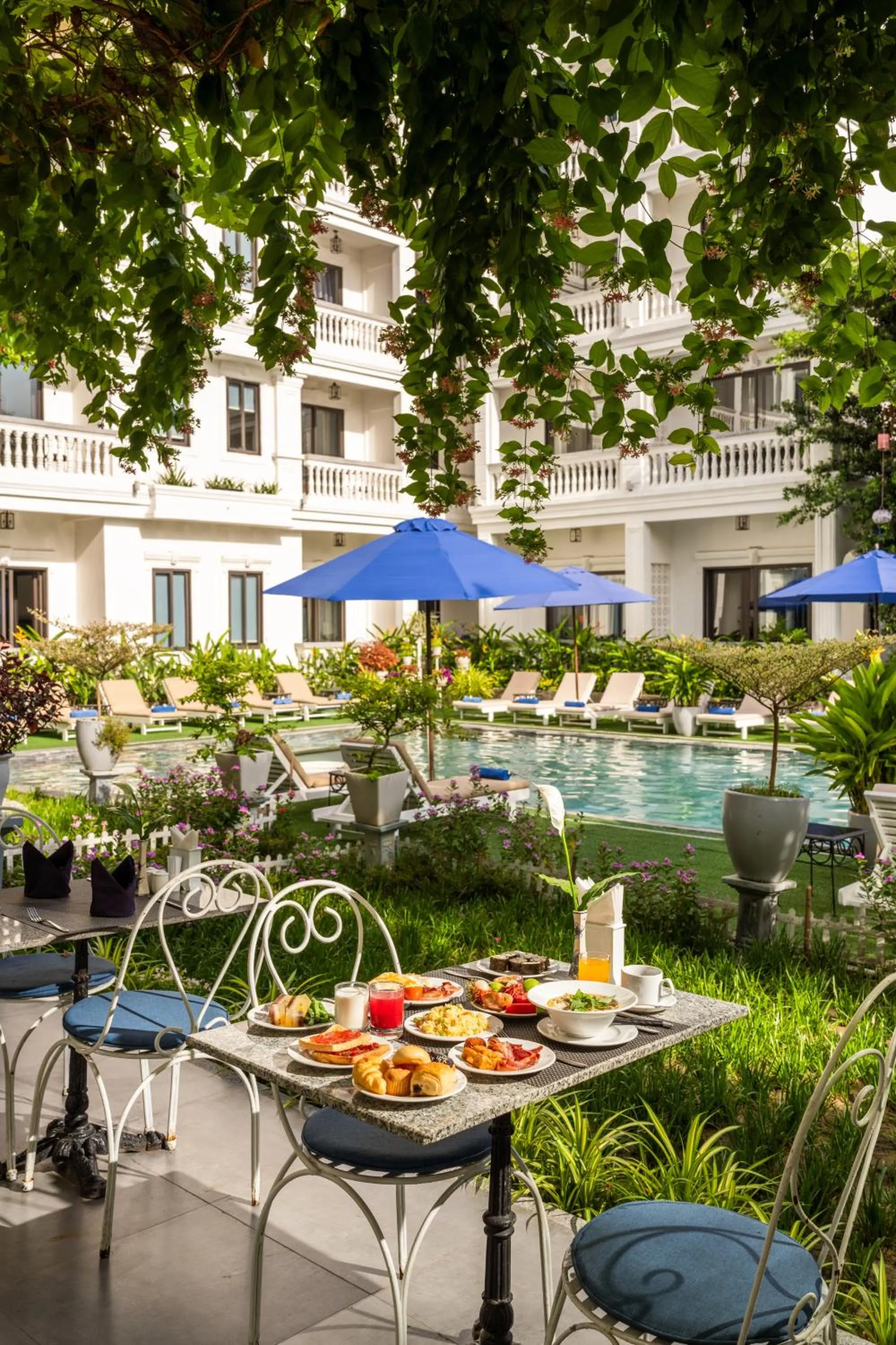 Property building in Hoi An Rosemary Boutique Hotel & Spa - A Peaceful Retreat