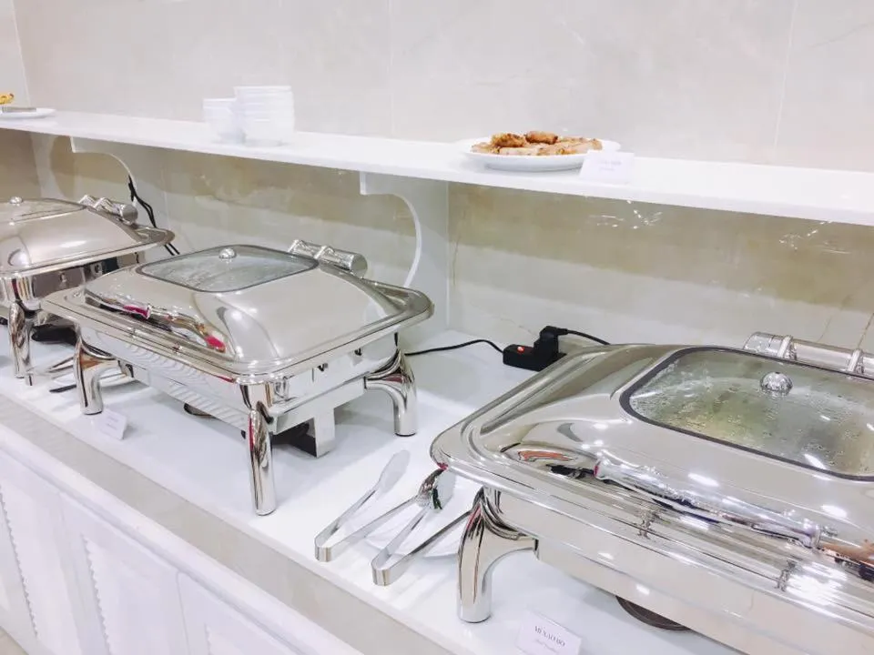 Restaurant/places to eat in SoLex Hotel