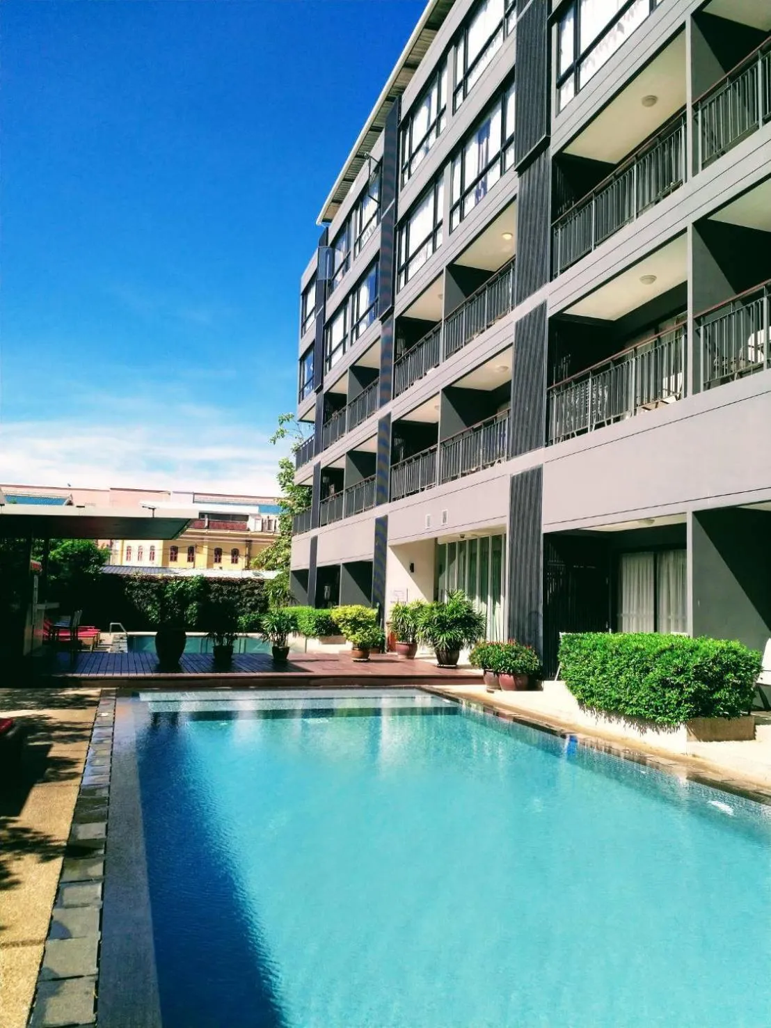 Swimming pool in The Lantern Resorts Patong - SHA Extra Plus