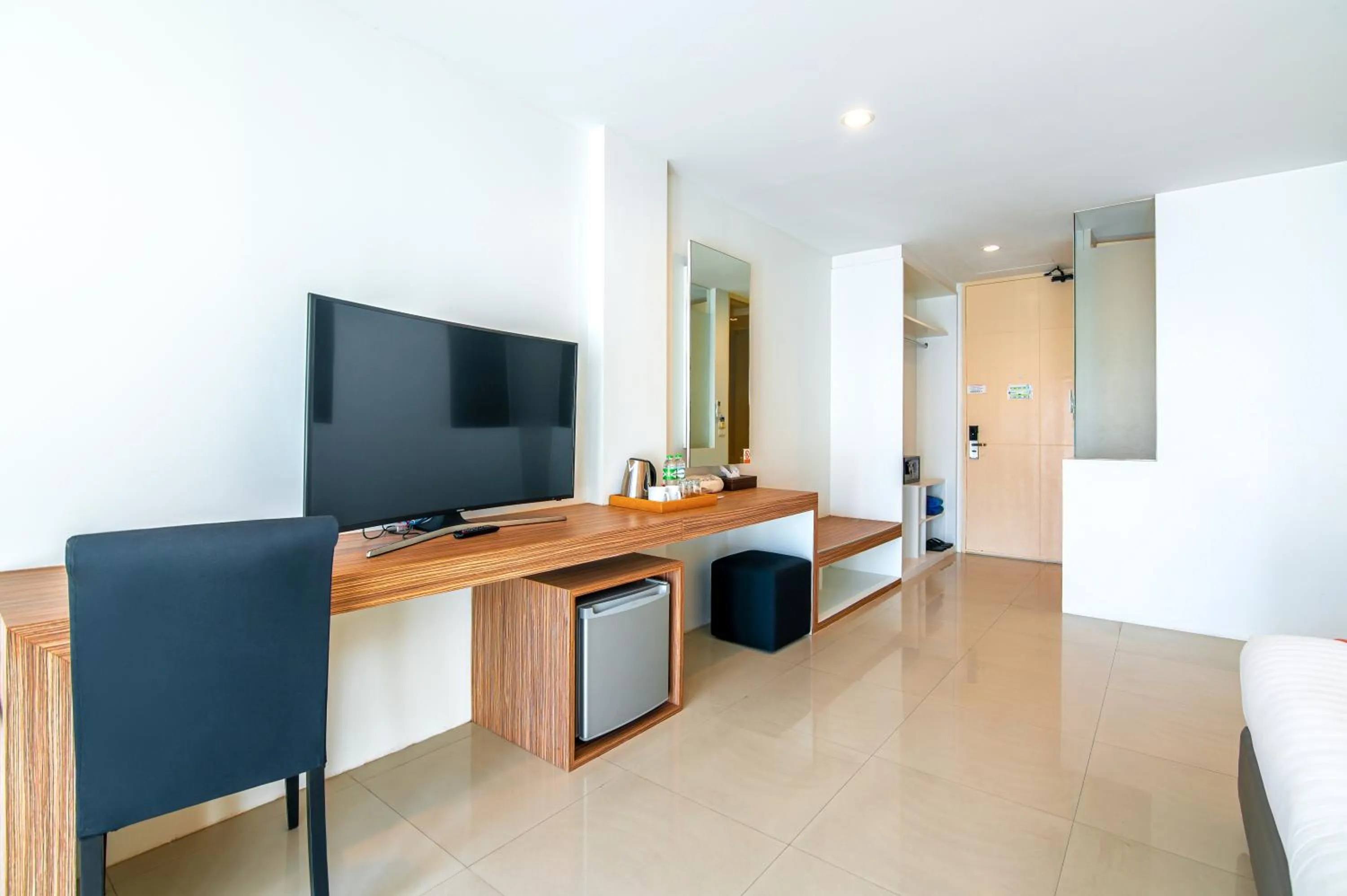 TV and multimedia in The Lantern Resorts Patong - SHA Extra Plus