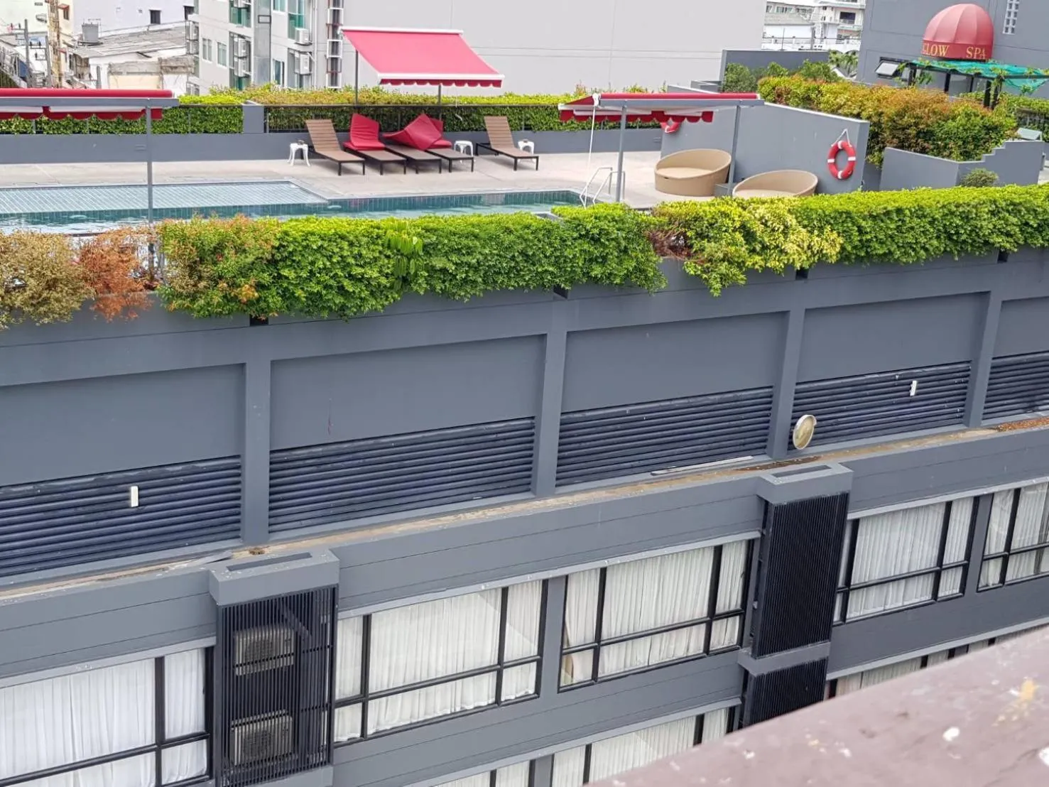 Swimming pool in The Lantern Resorts Patong - SHA Extra Plus