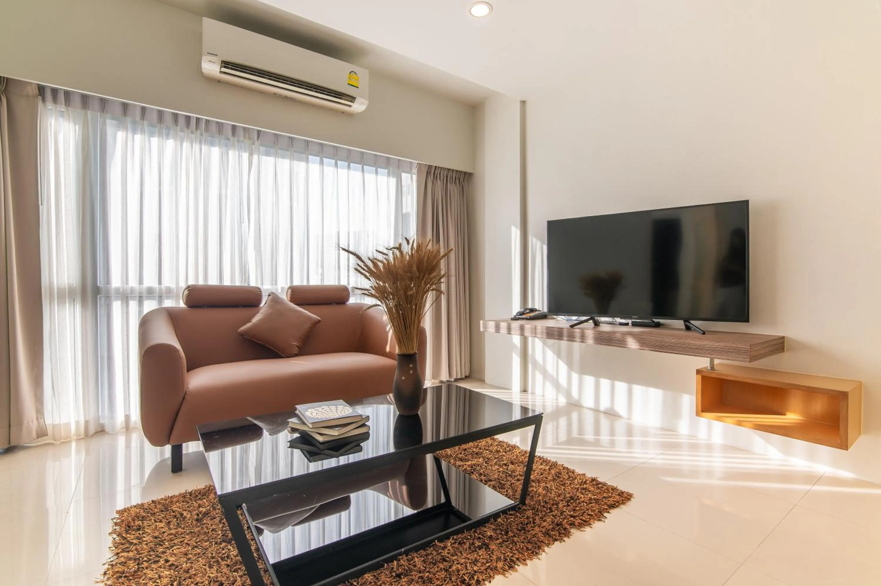 TV and multimedia in The Lantern Resorts Patong - SHA Extra Plus