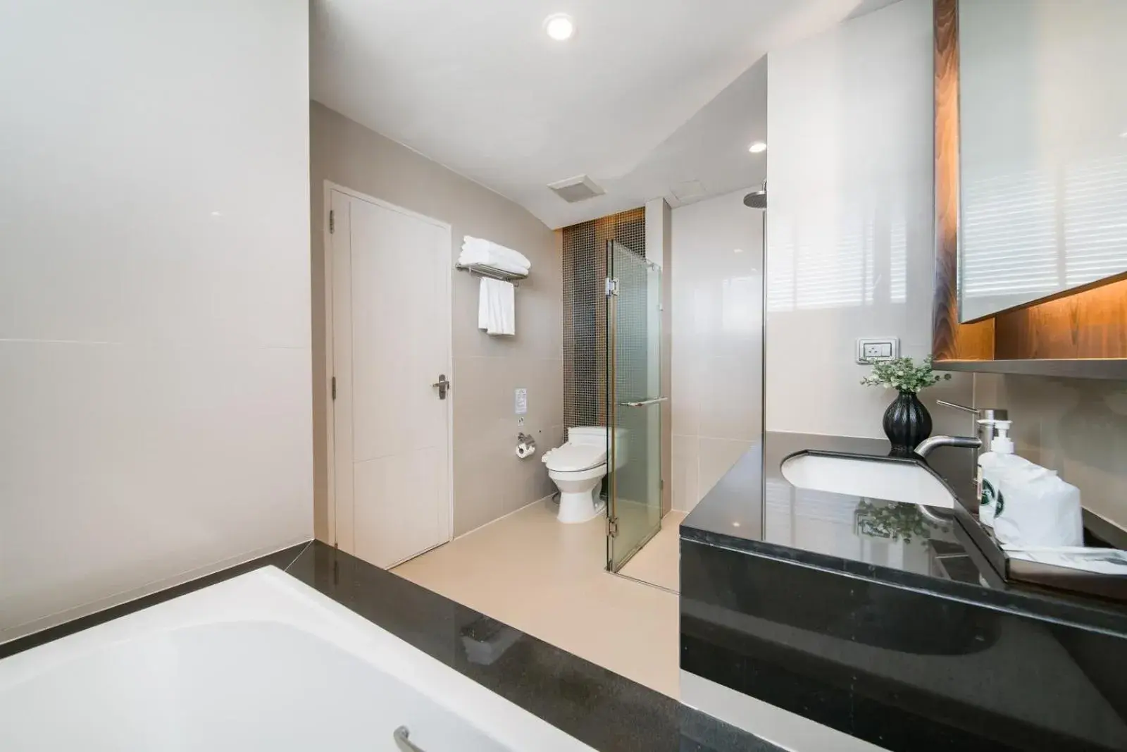 Family Two-Bedroom Suite in Altera Hotel and Residence by At Mind Family Two-Bedroom Suite in Altera Hotel and Residence by At Mind