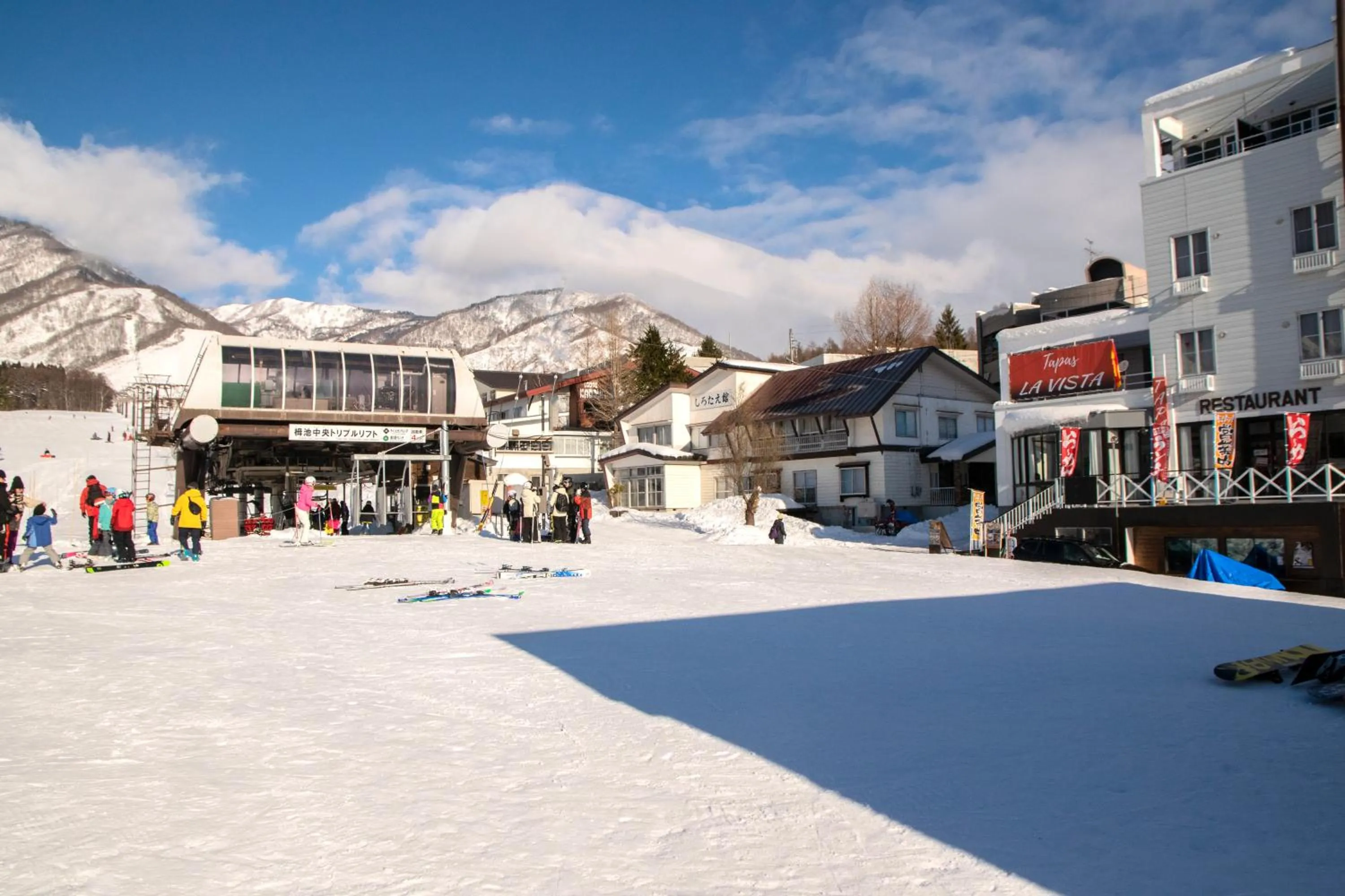 Property building in La Vista Hotel Tsugaike - Stay on the Slopes