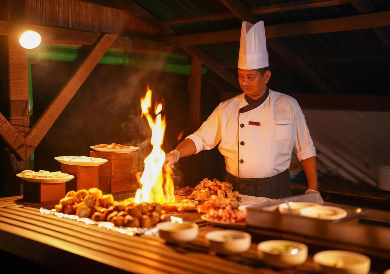 Restaurant/places to eat in Makunudu Island- An Intimate Hideaway