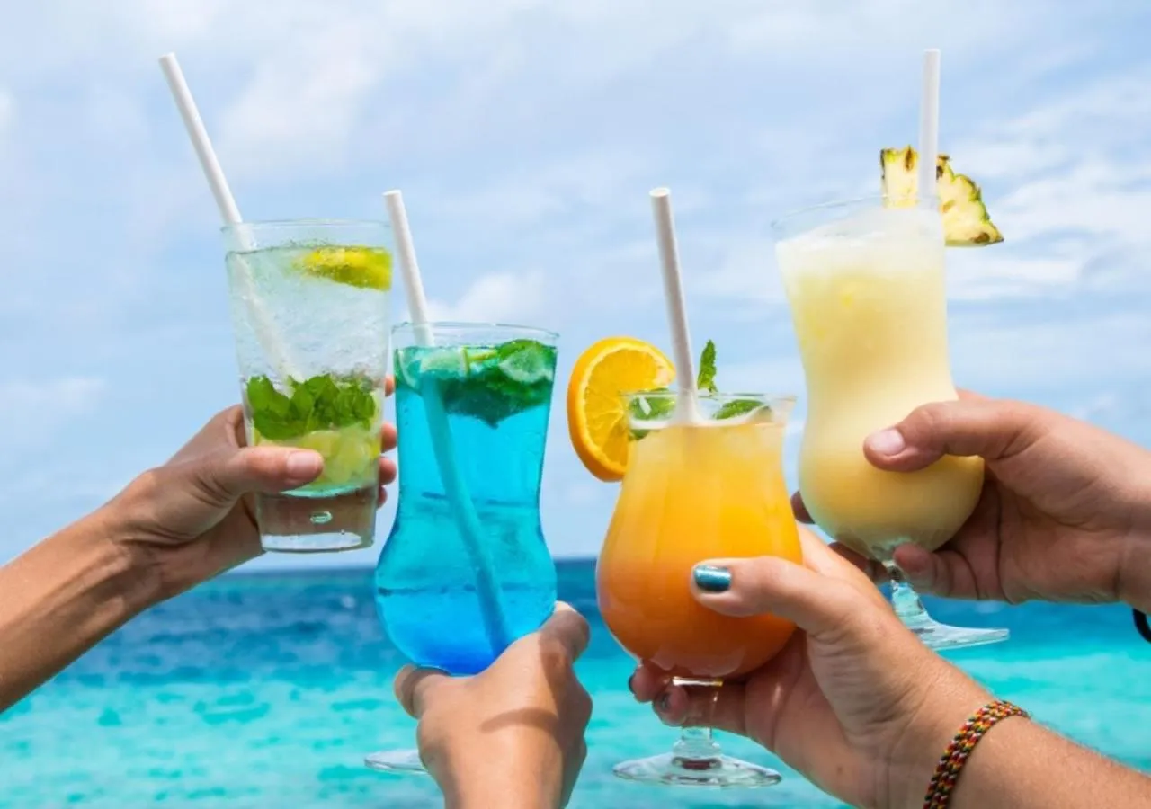 Sea view in Makunudu Island- An Intimate Hideaway