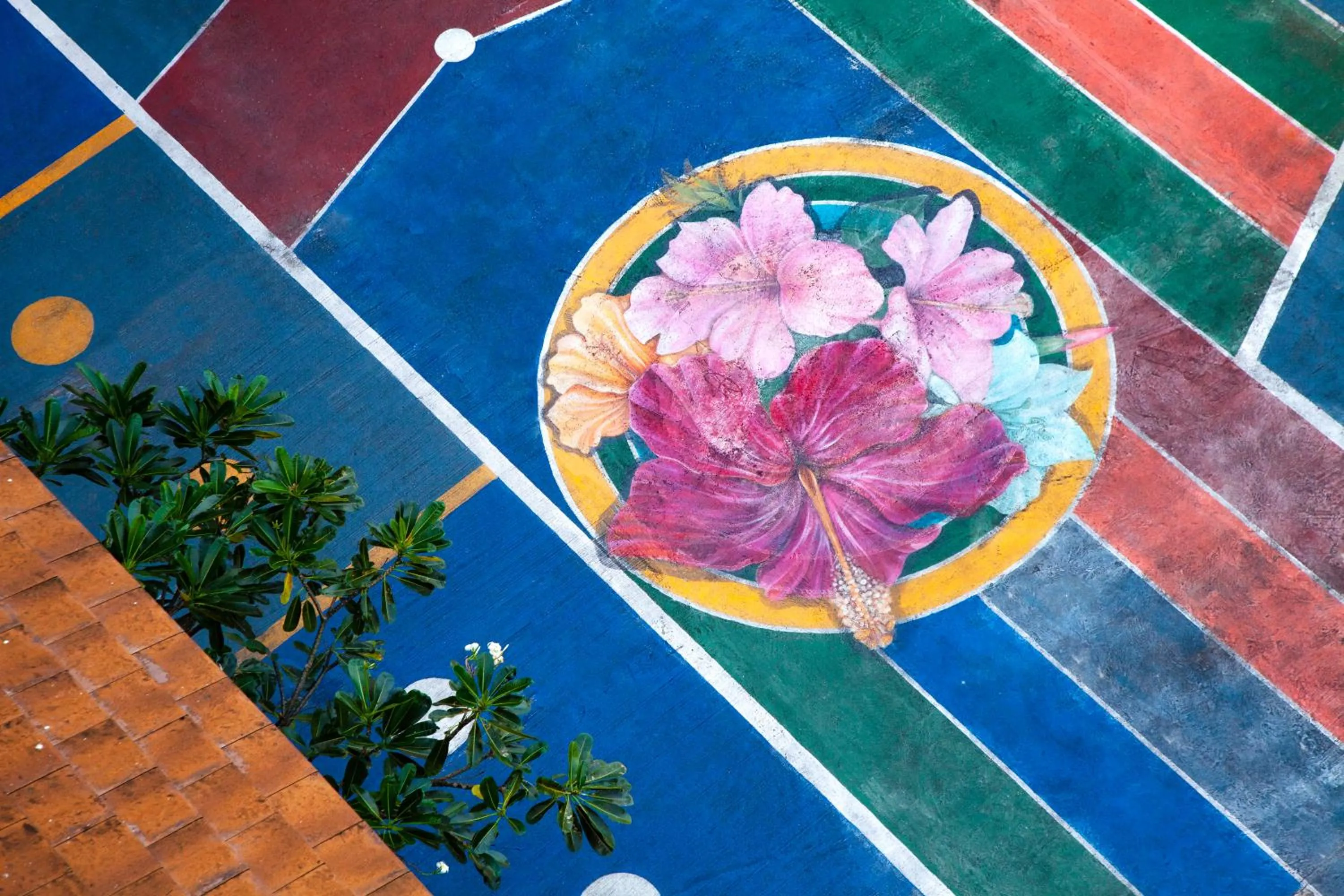 Decorative detail in Thanthip Beach Resort Patong