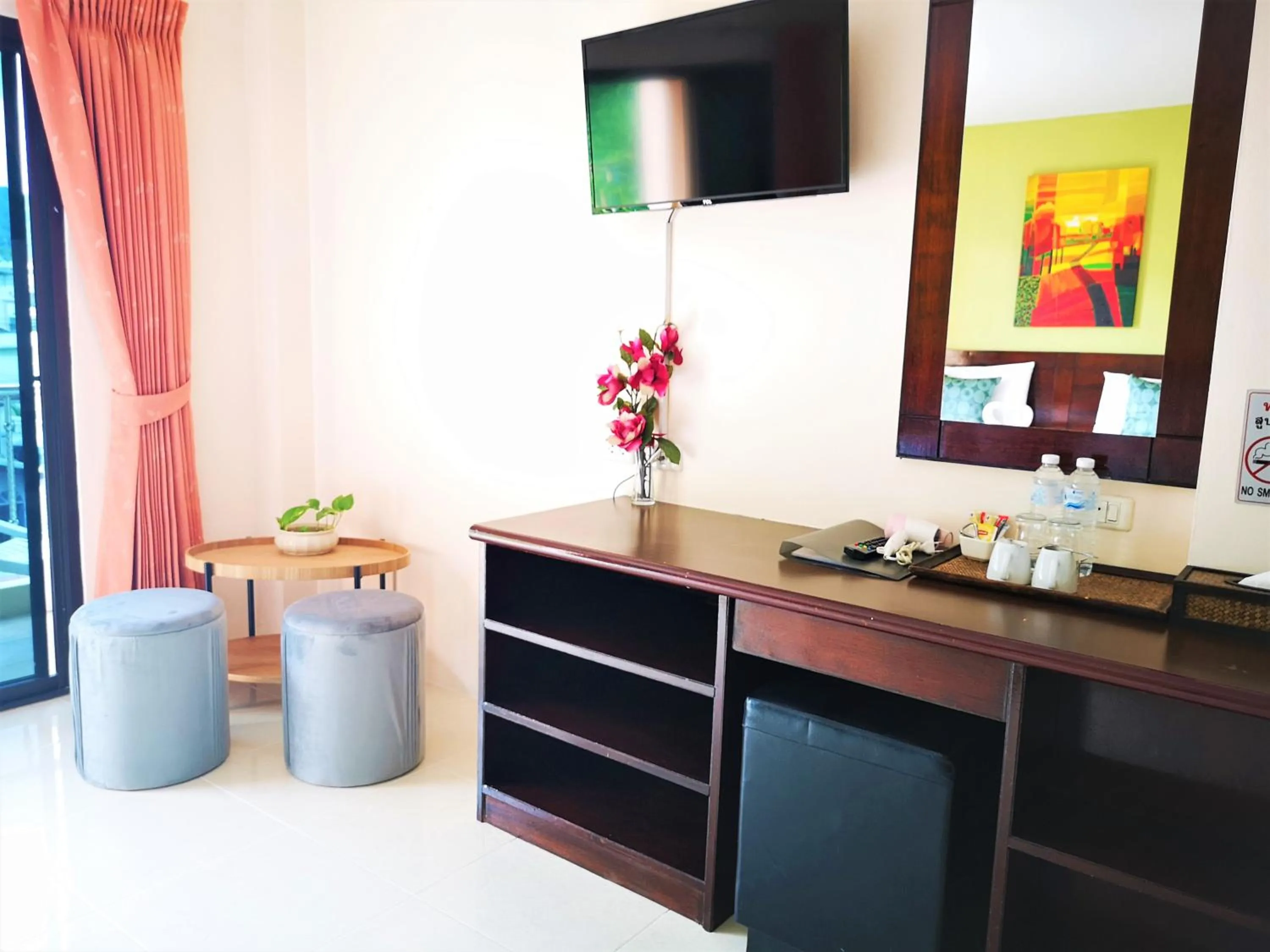 Bedroom in Seven Seas Hotel Patong Beach