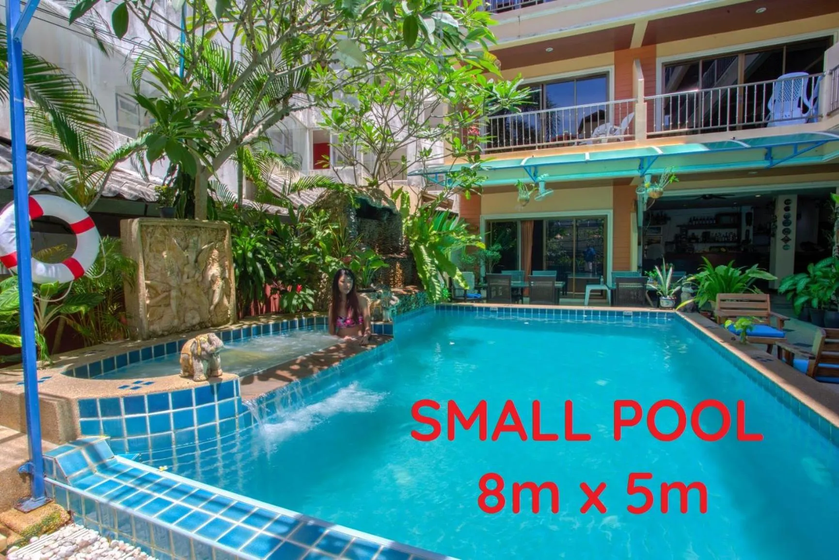 Swimming pool in Seven Seas Hotel Patong Beach