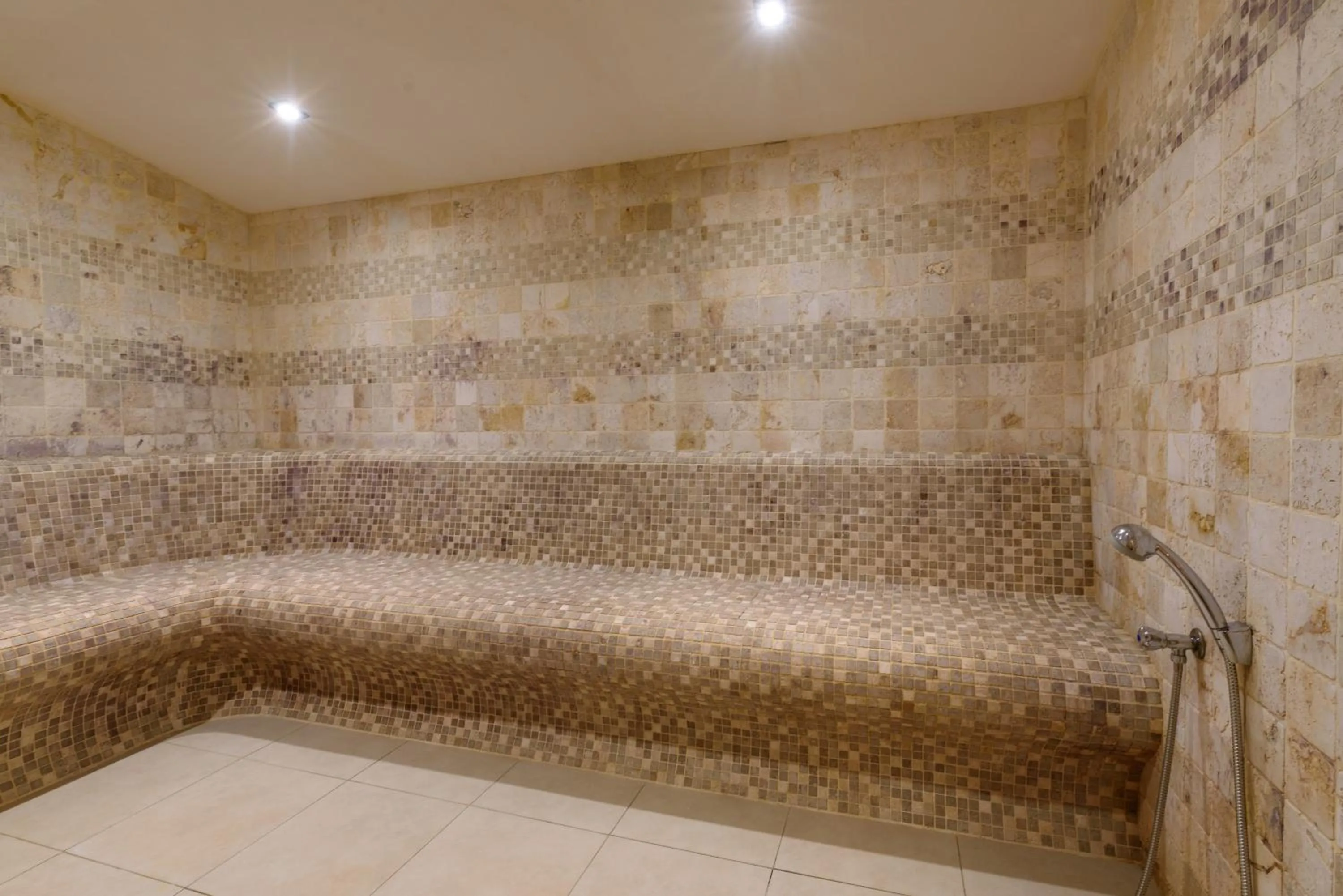 Steam room in Lion Hotel Borovets