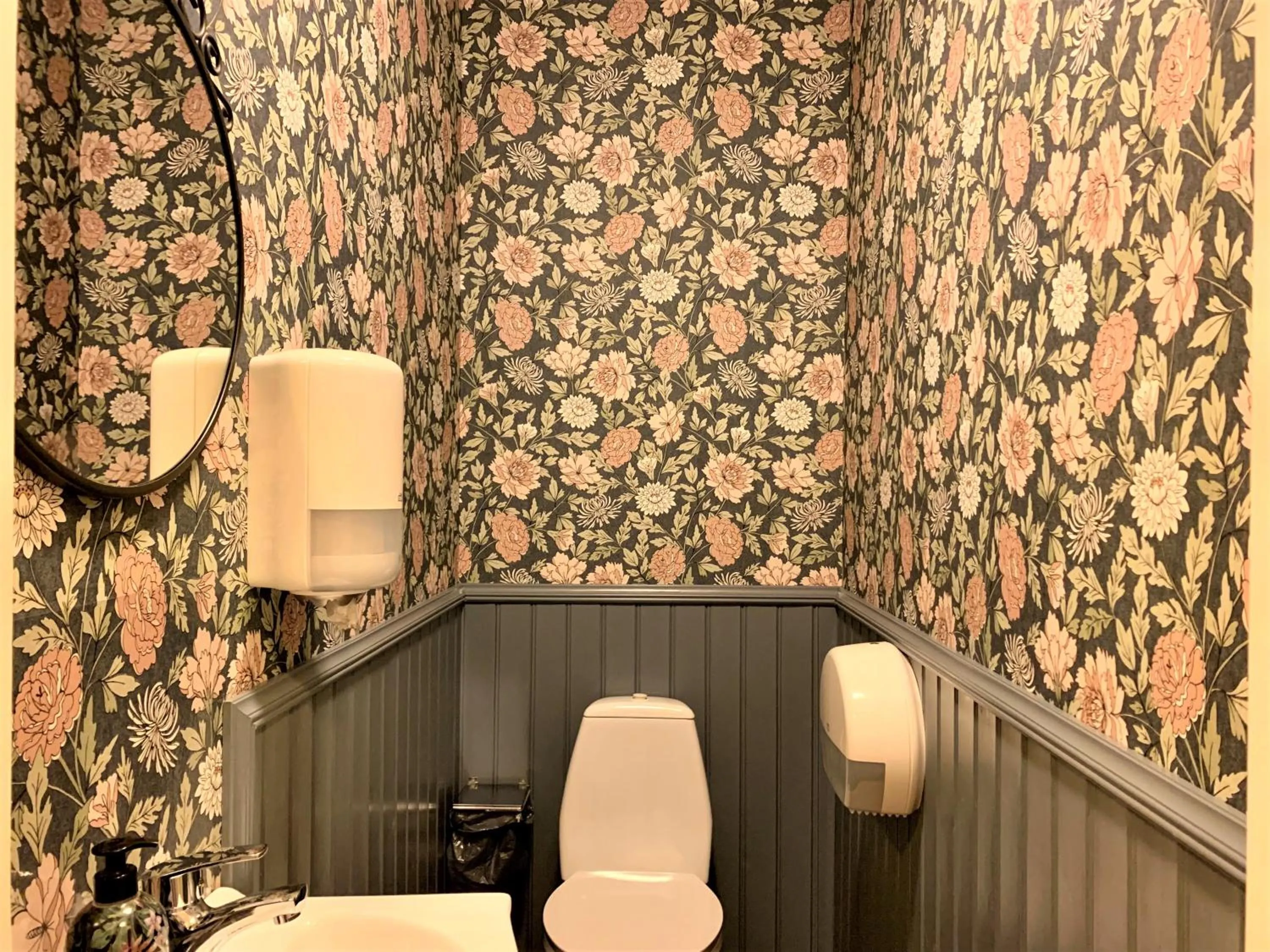 Toilet in Järnvägshotellet