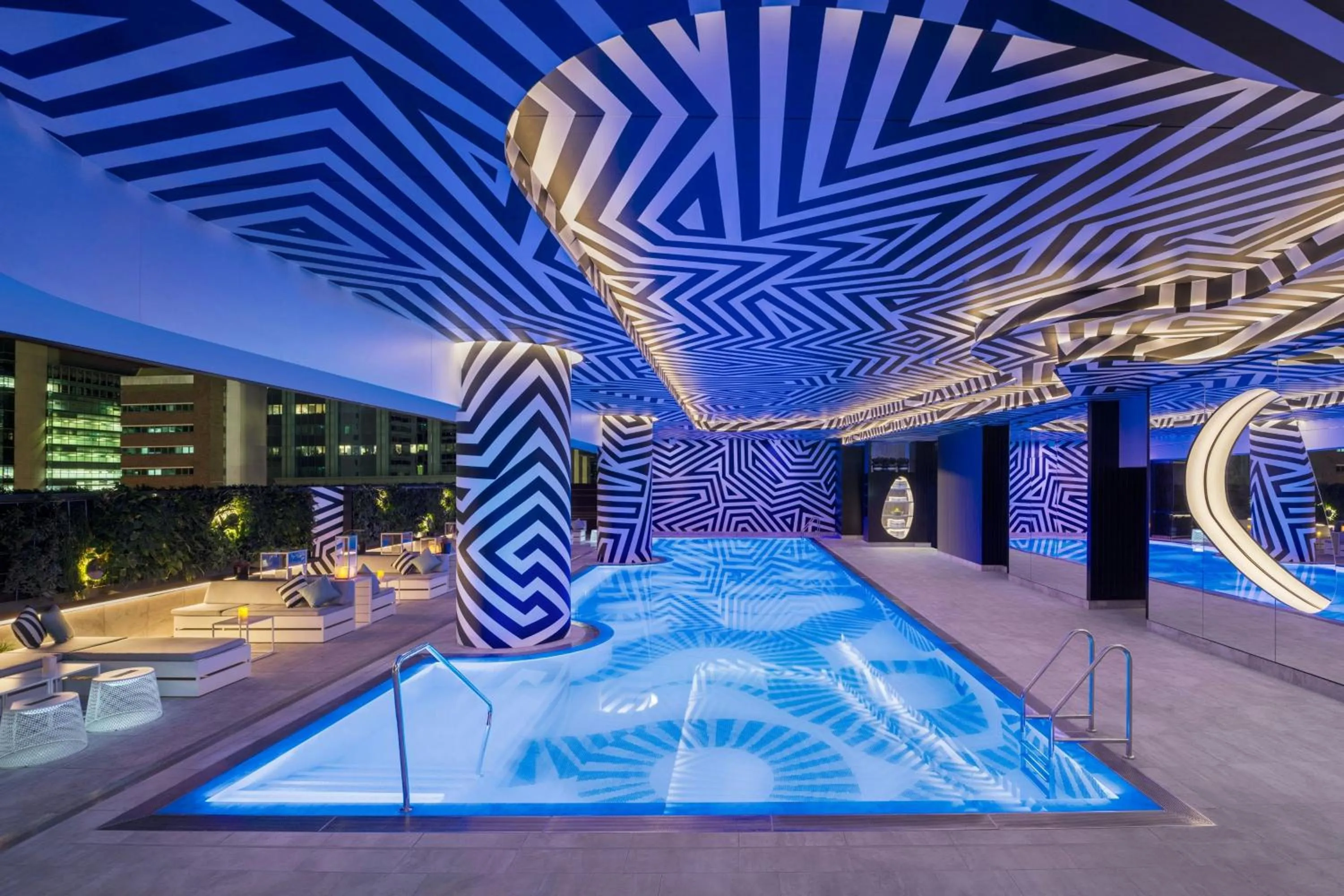 Swimming pool in W Brisbane