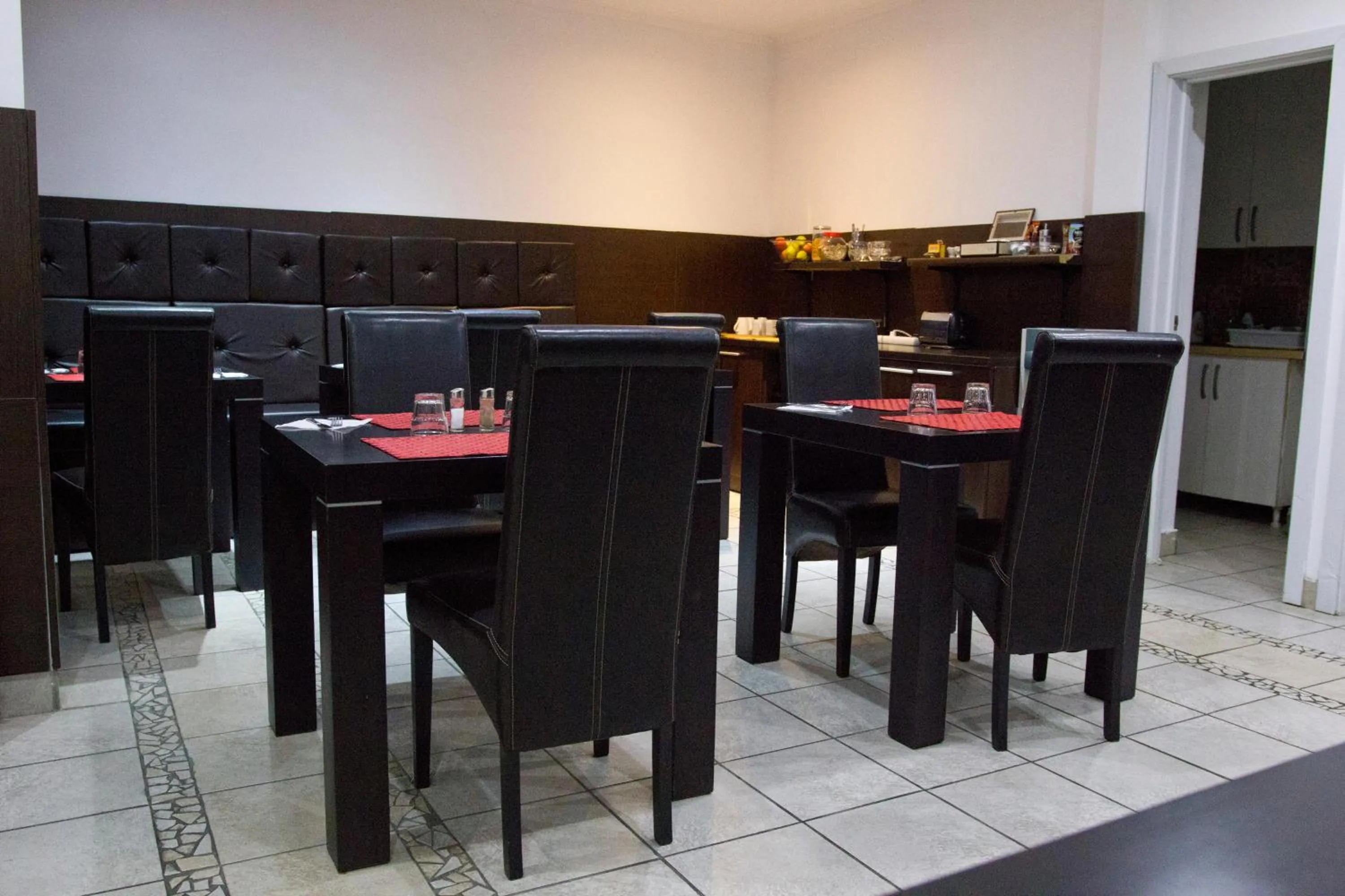 Dining area in Vila Senjak