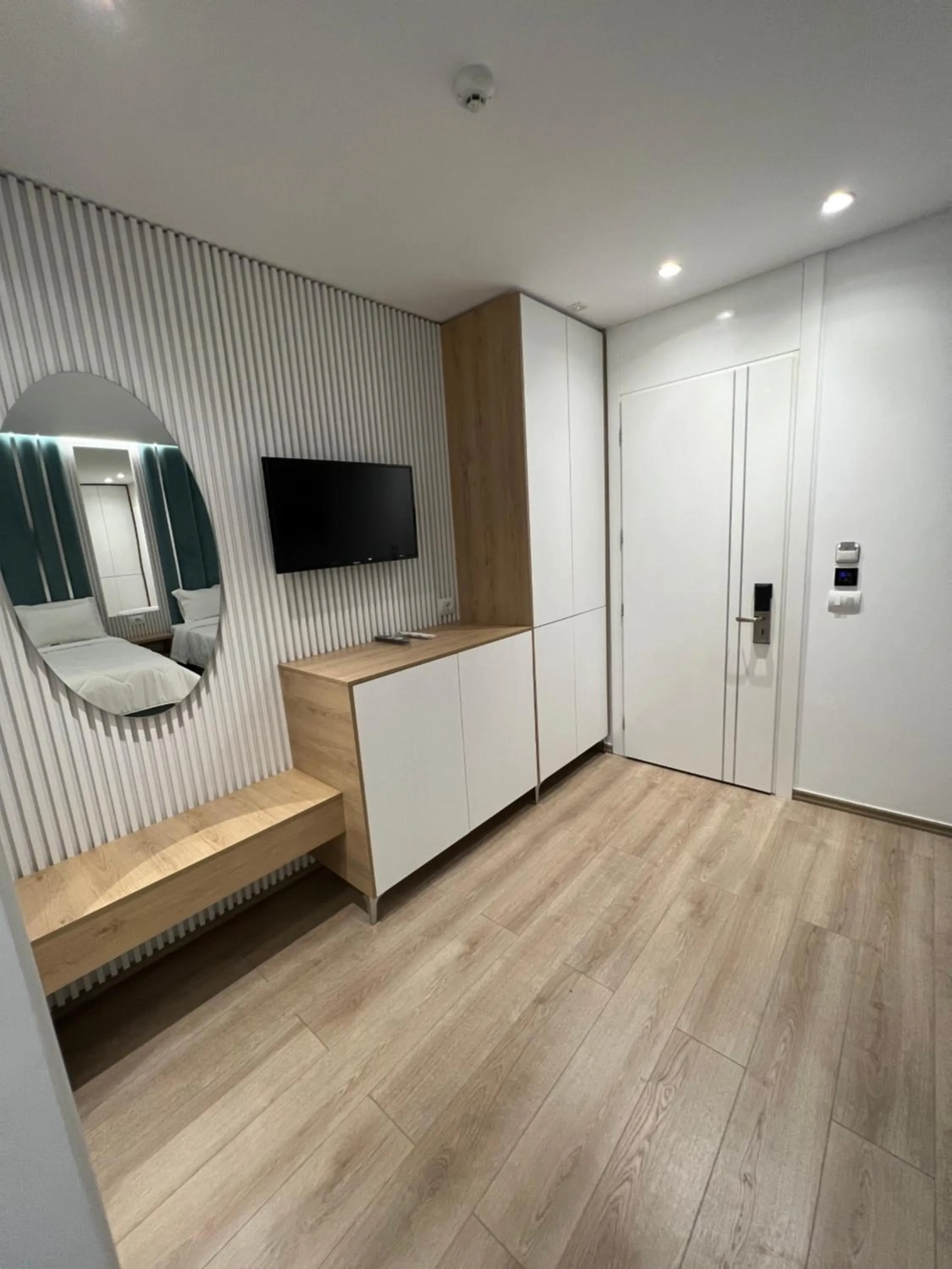 TV and multimedia in Ilio Boutique Hotel