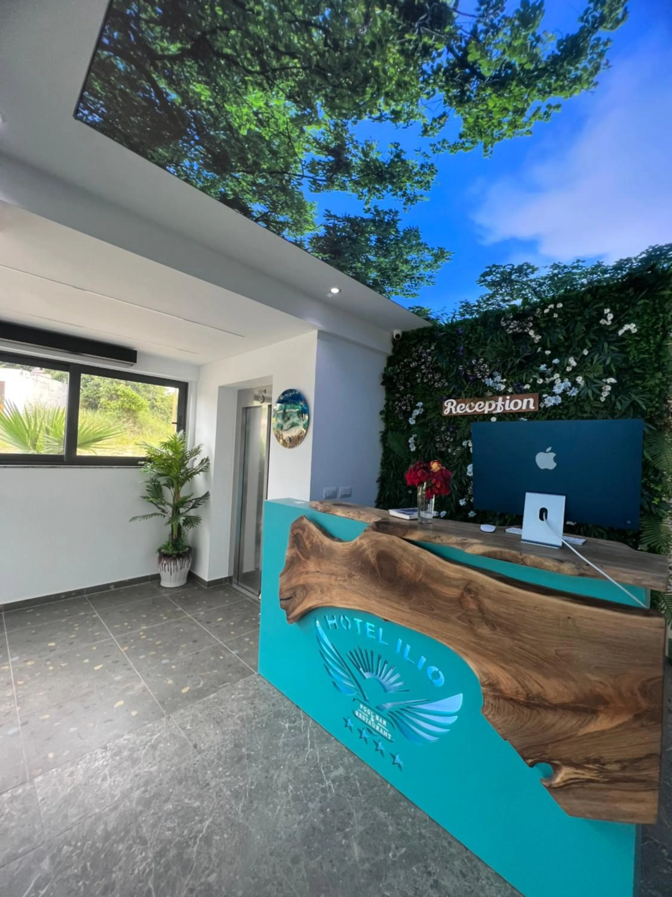 Day in Ilio Boutique Hotel