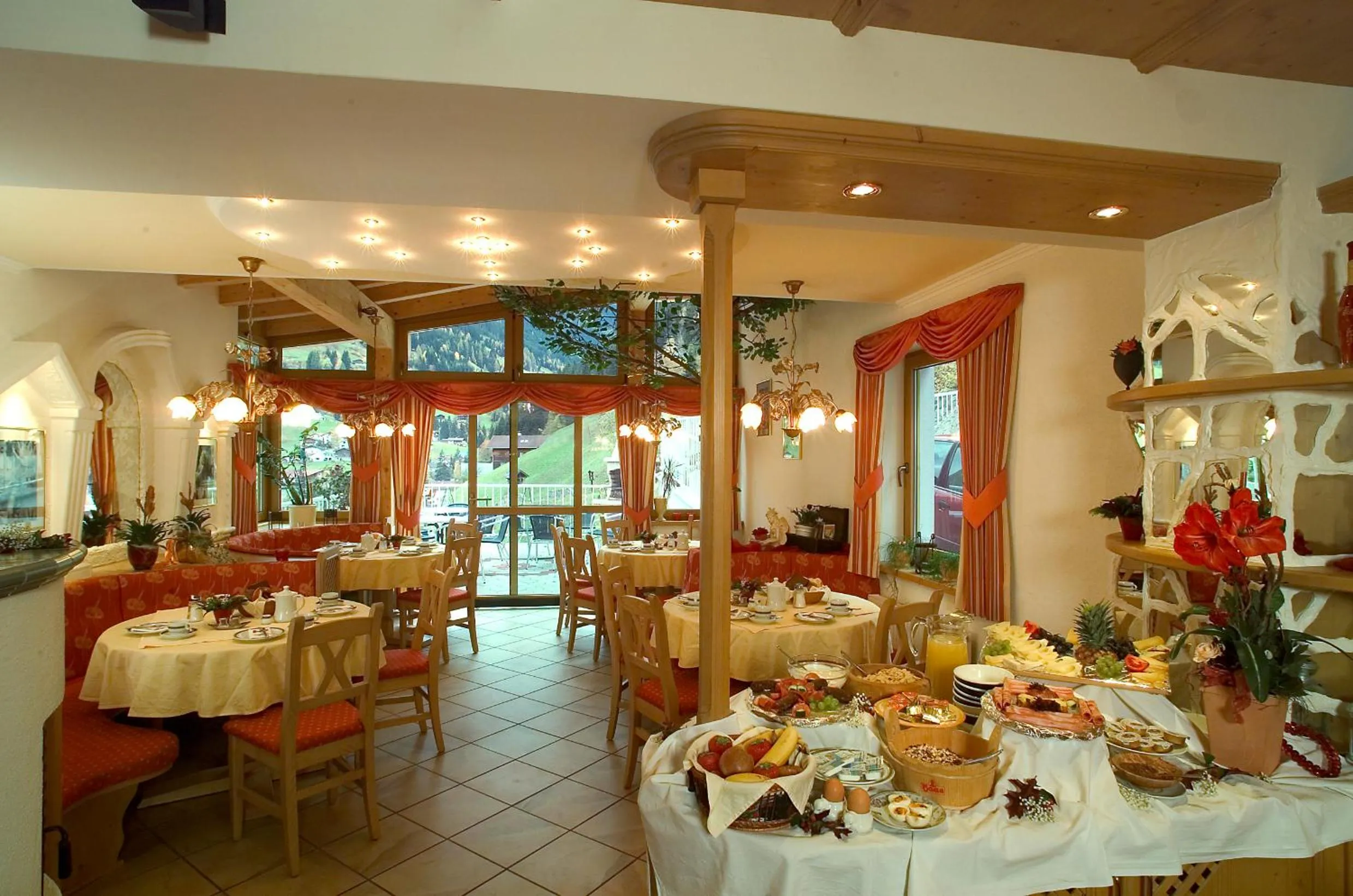 Restaurant/places to eat in Hotel Garni Bergwelt