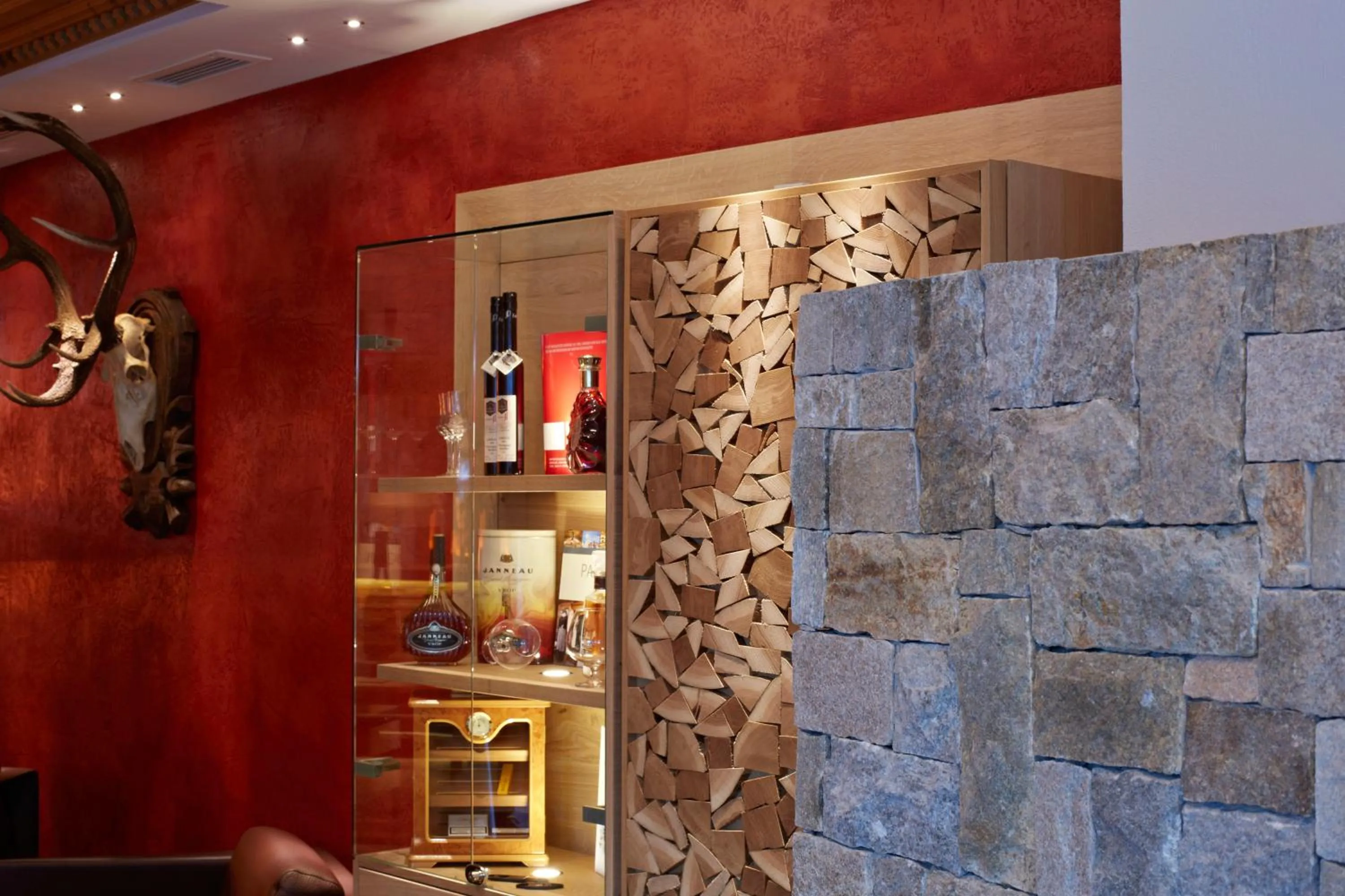 Decorative detail in Hotel Tirol