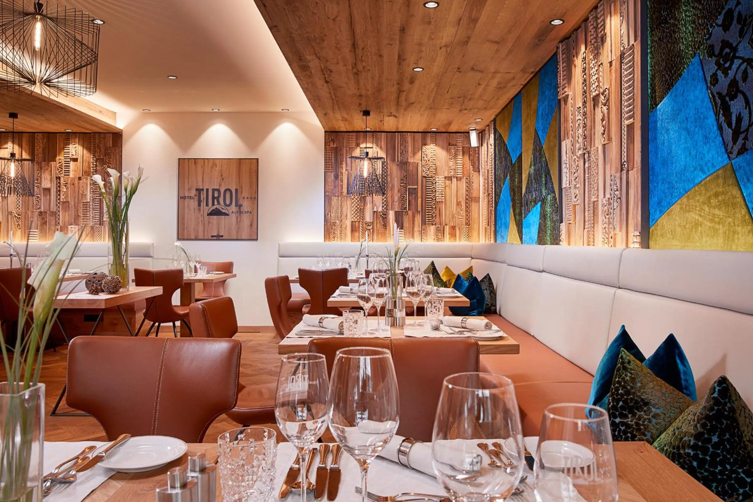 Restaurant/places to eat in Hotel Tirol