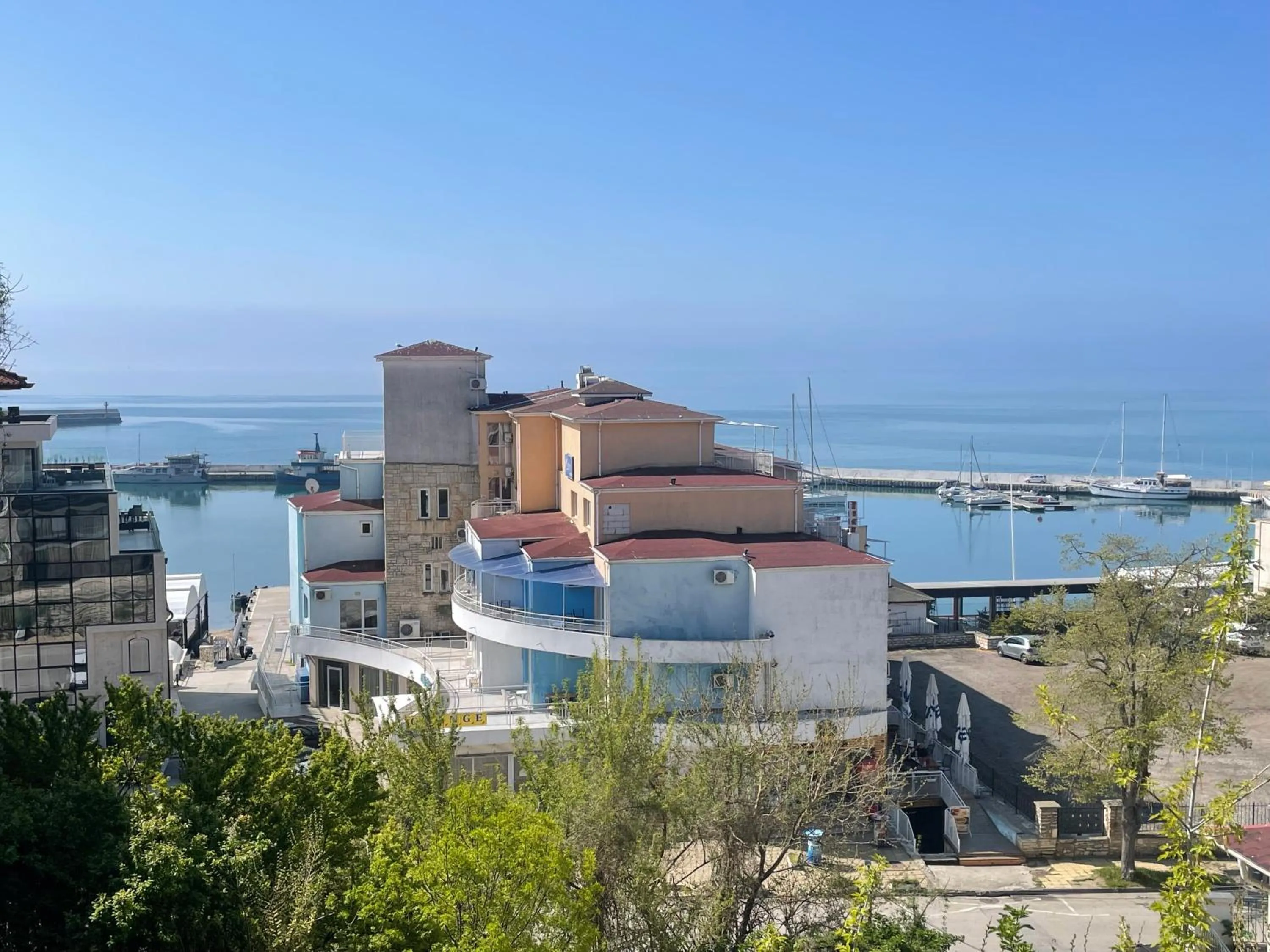 Property building in Lotos Hotel