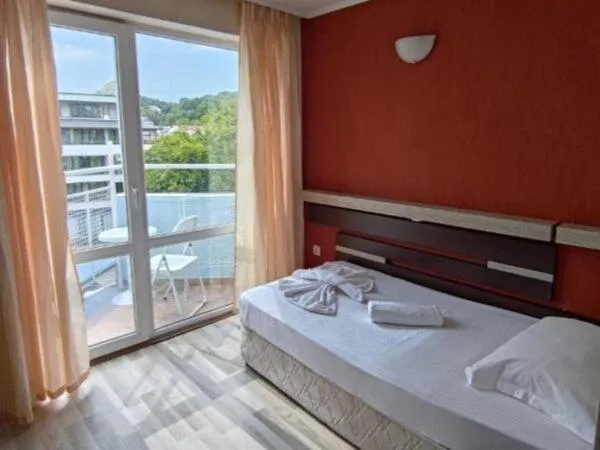 View (from property/room), Bed in Lotos Hotel