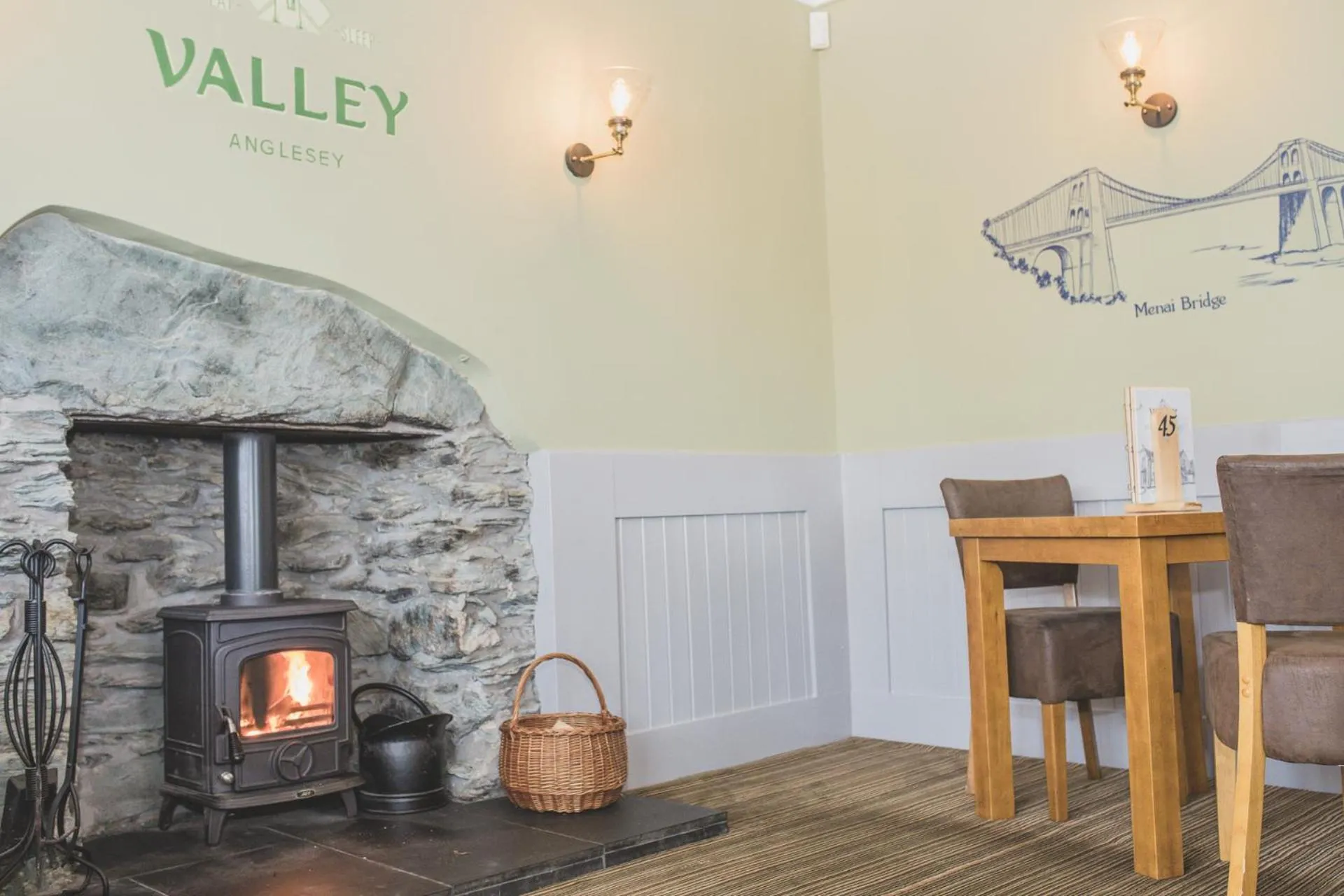Lounge or bar in The Valley Hotel, Anglesey