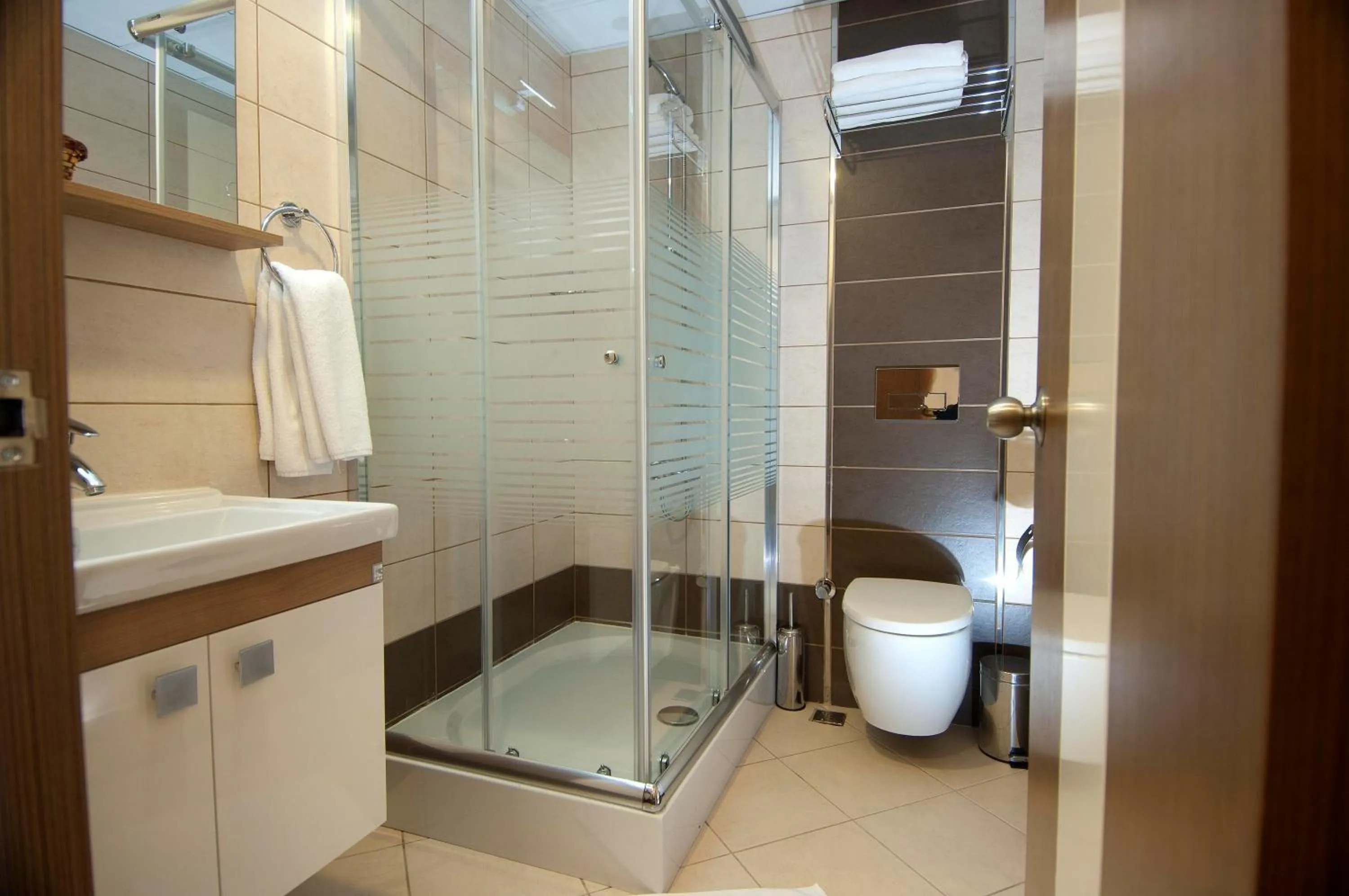 Bathroom in Supreme Hotel