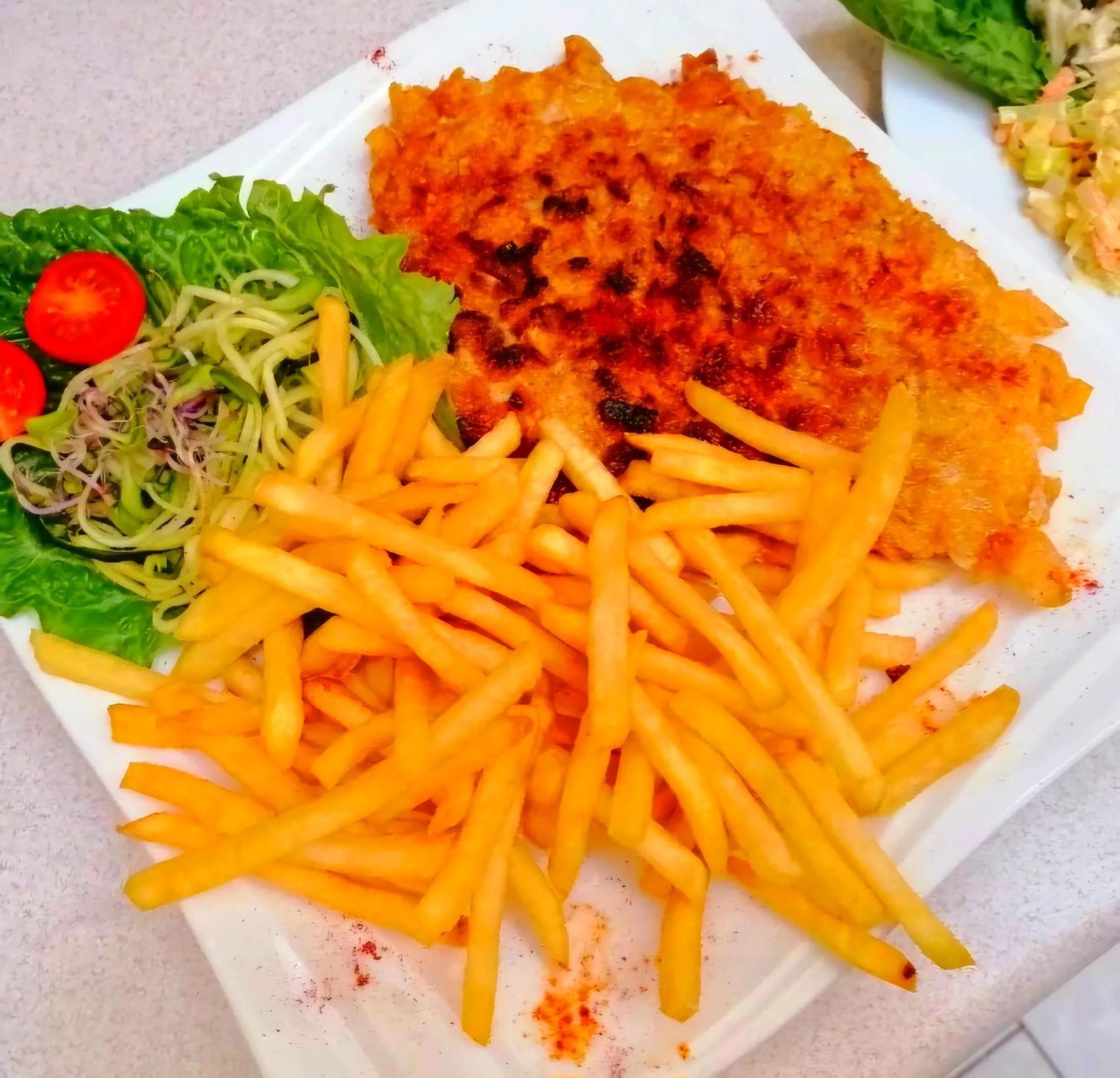 Restaurant/places to eat in Hotel Pałacyk