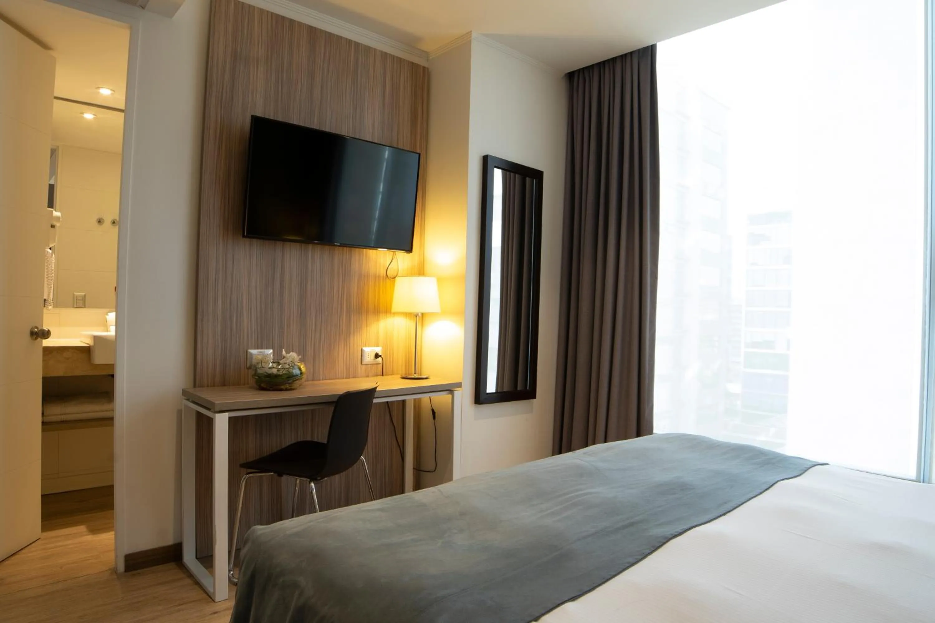 Photo of the whole room, Bed in Hotel Capital Bellet