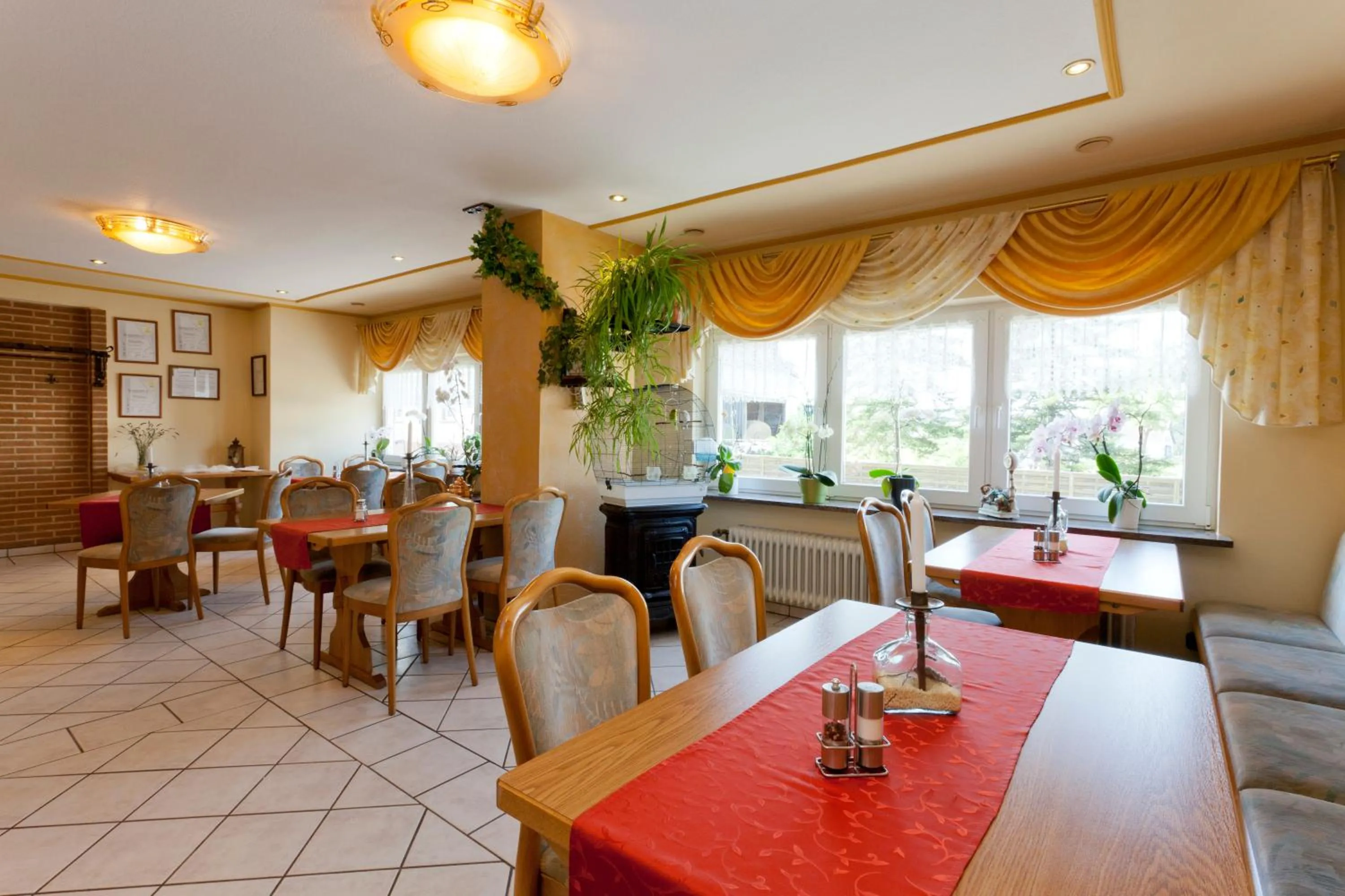 Restaurant/places to eat in Hotel-Restaurant Birgeler Hof