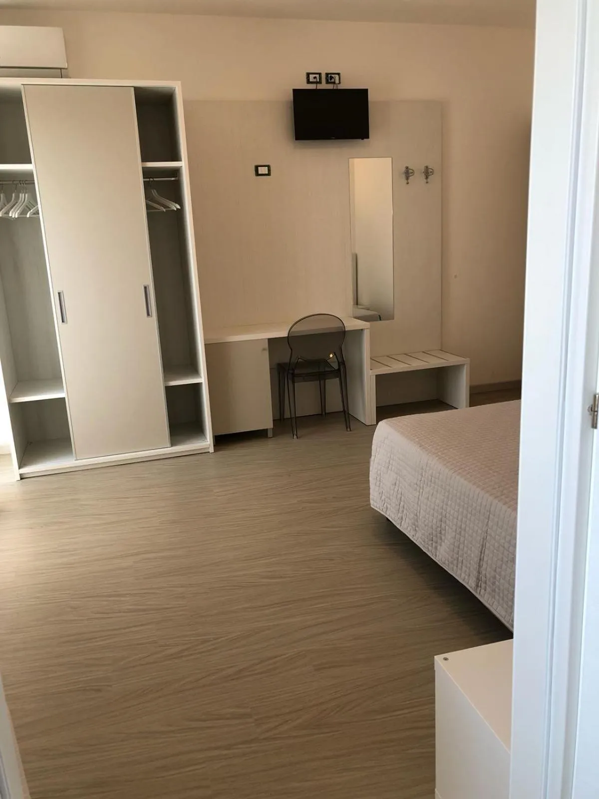 Bed in Hotel Portofino