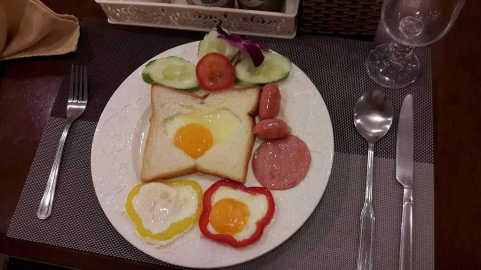 Breakfast in Saigon By Night Luxury Hotel