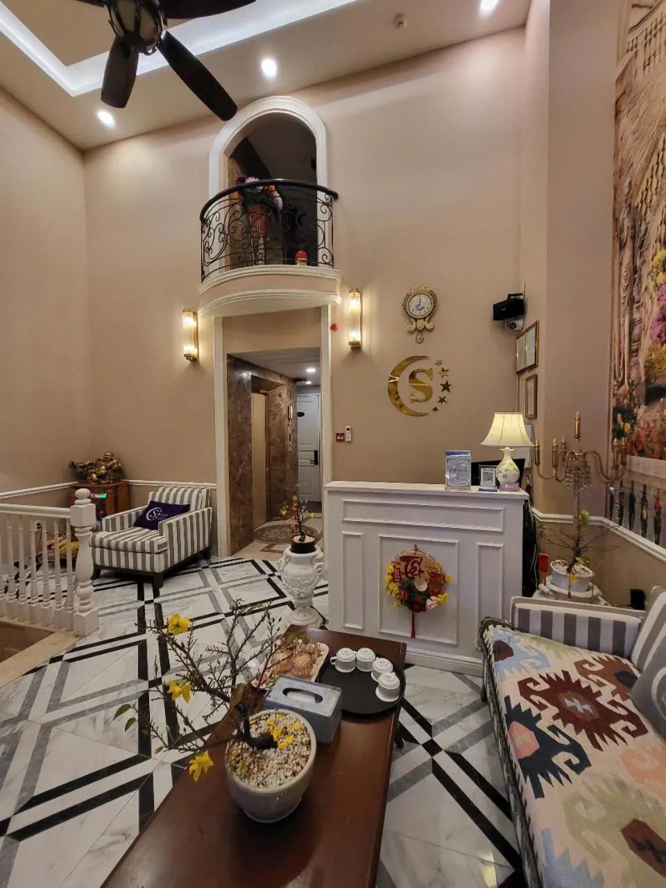 Bed in Saigon By Night Luxury Hotel