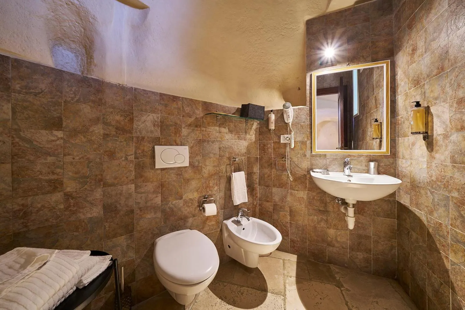 Toilet in Ai Terrazzini