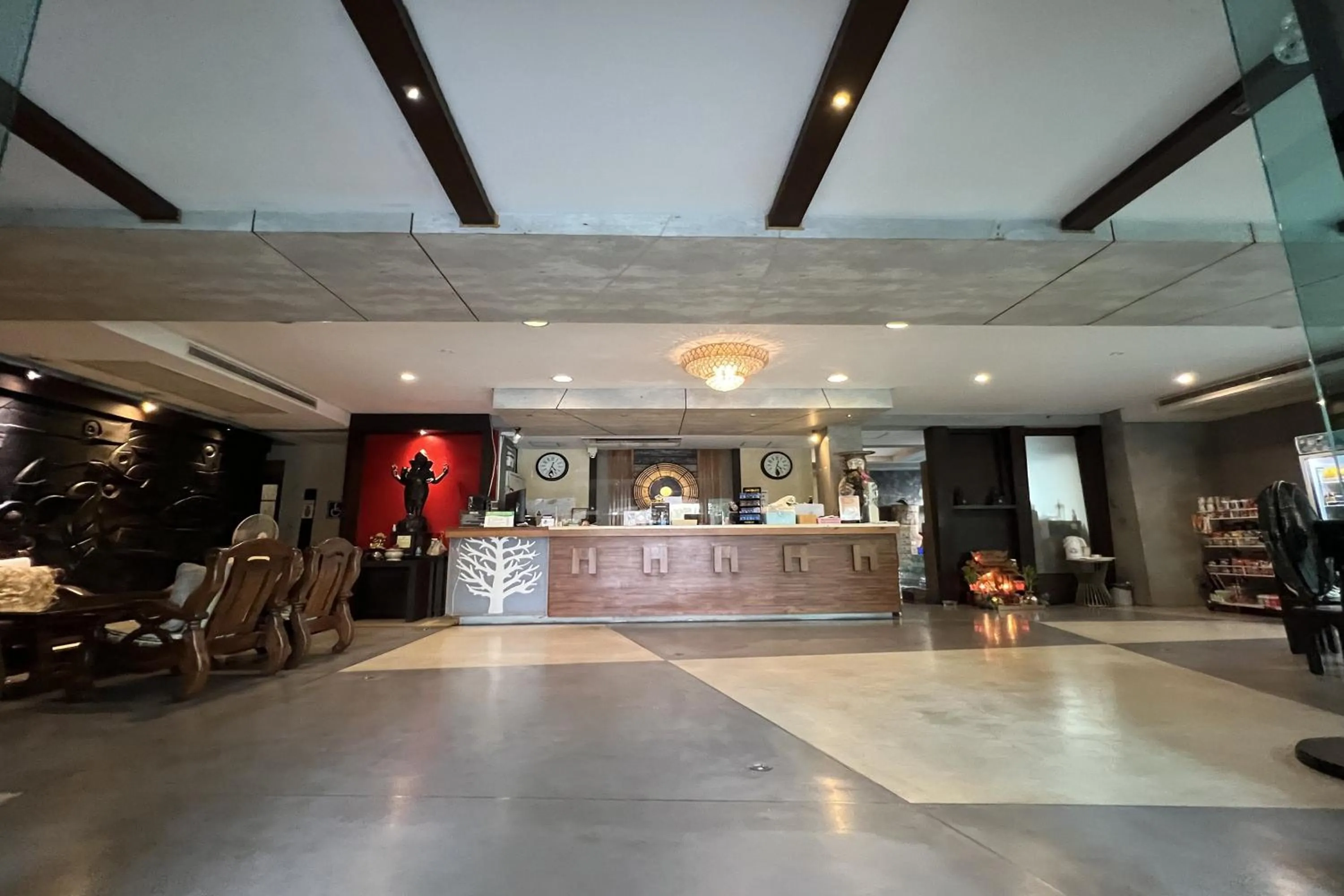 Lobby or reception in Eurna Resort Hotel