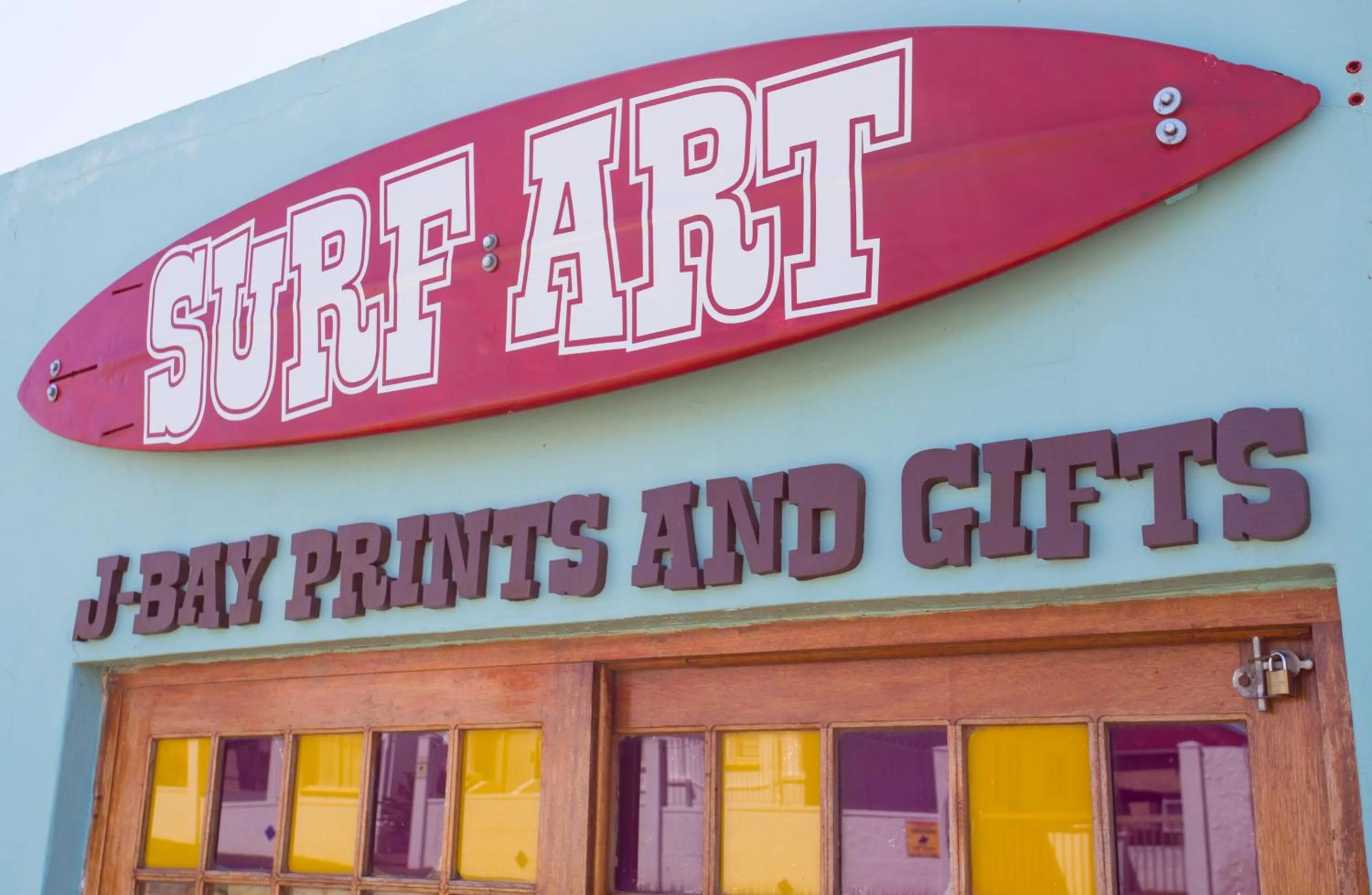 On-site shops in Supertubes Guesthouse