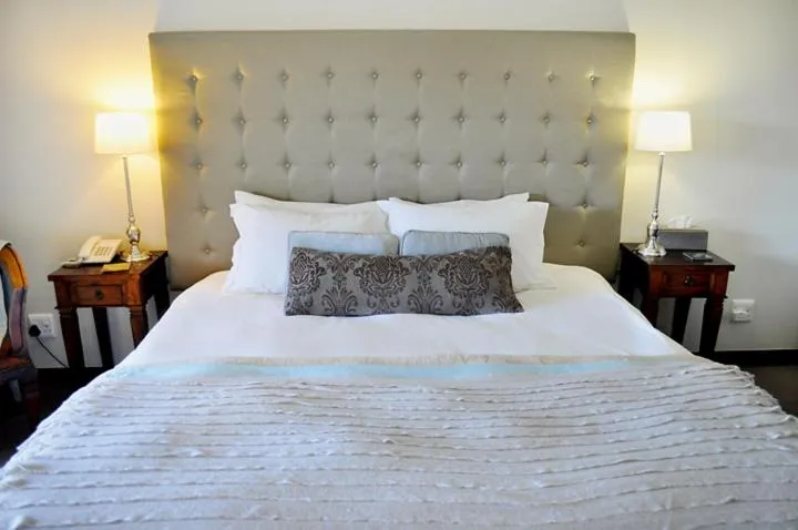 Bed in Supertubes Guesthouse