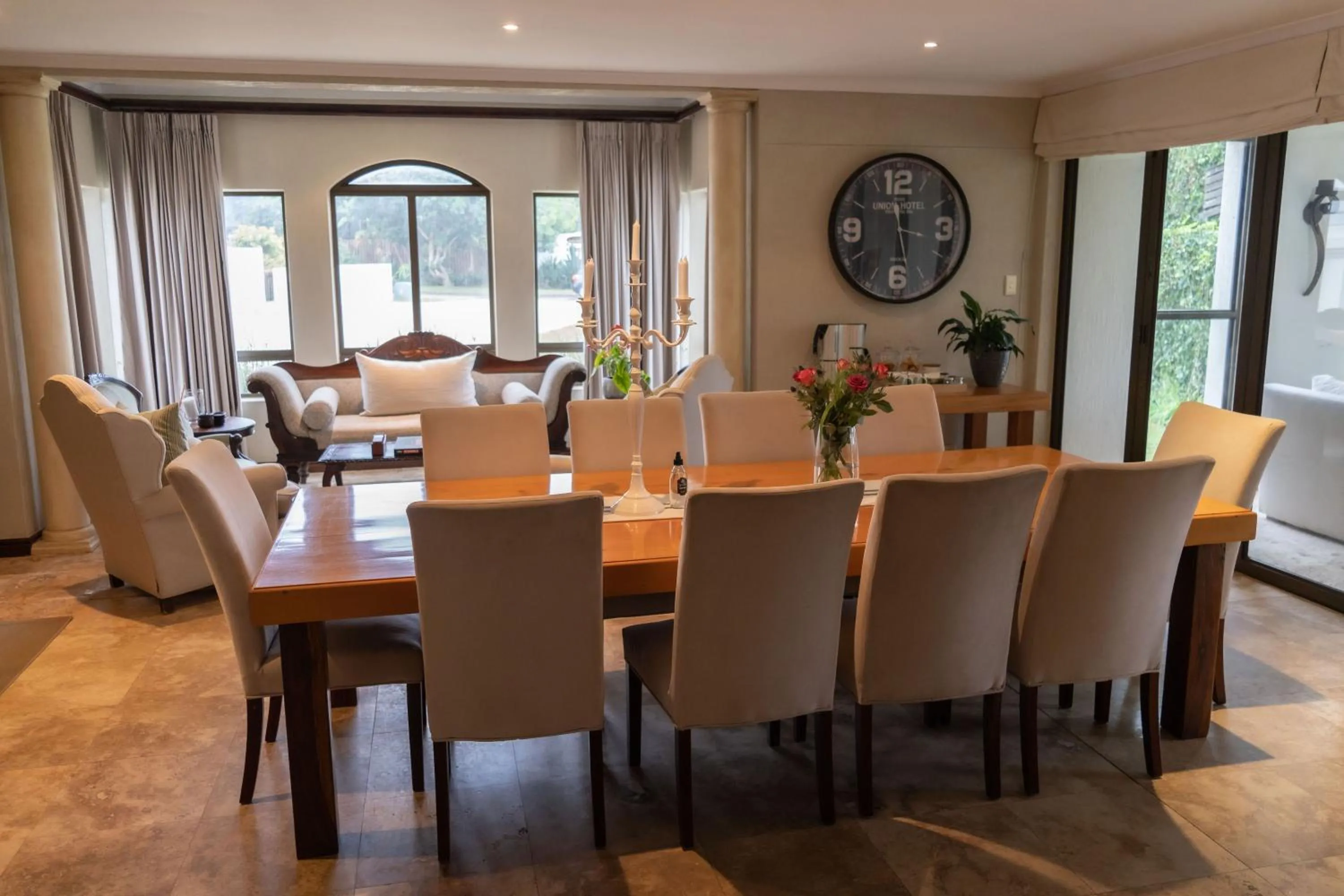 Seating area in Supertubes Guesthouse