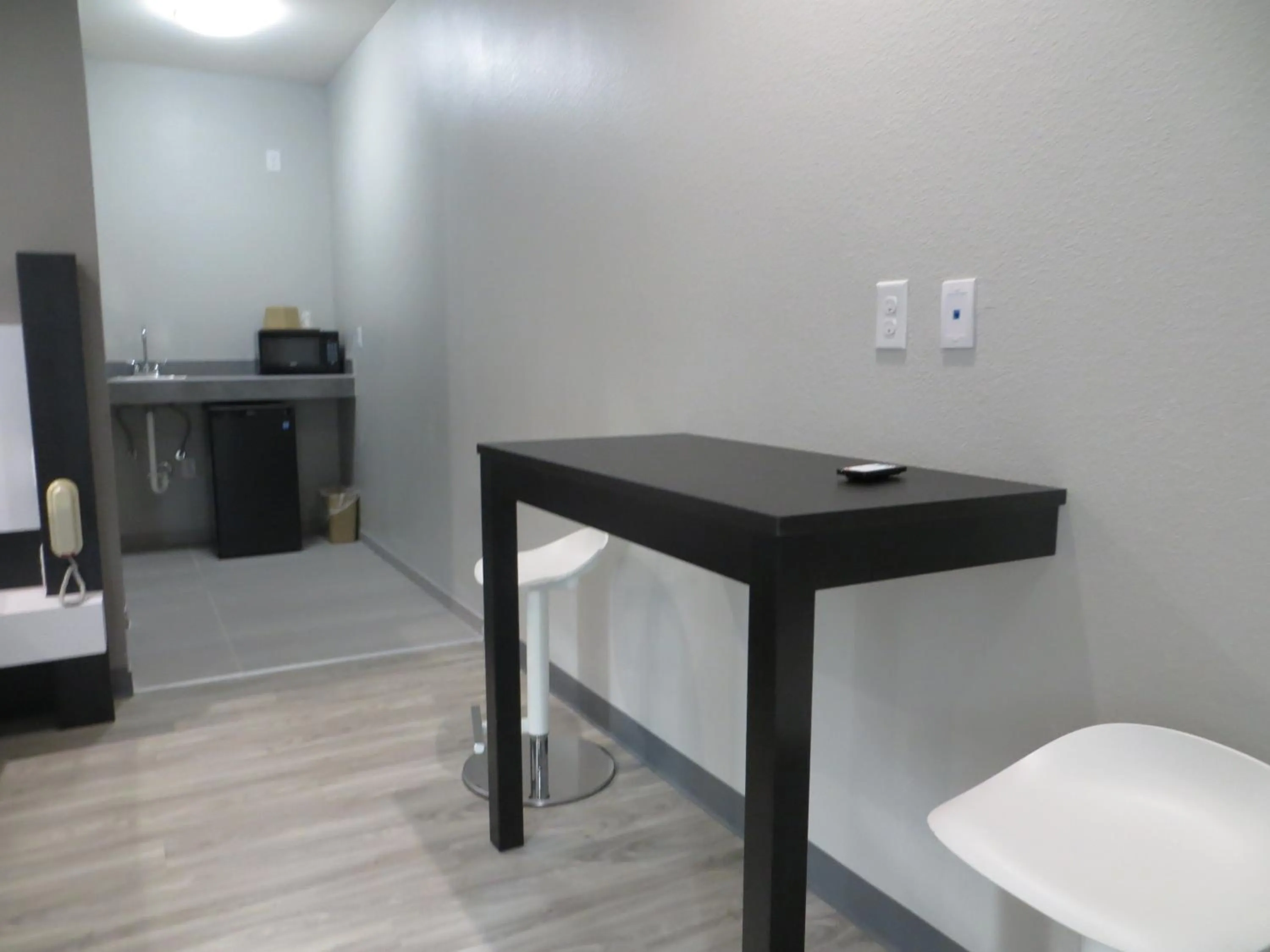 Crystal Inn - Sugarland