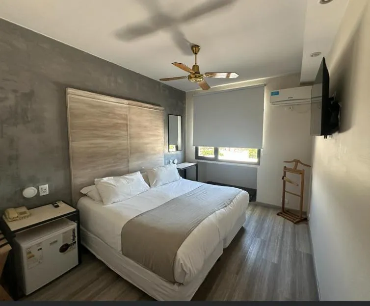 Bedroom, Bed in Hotel Internacional