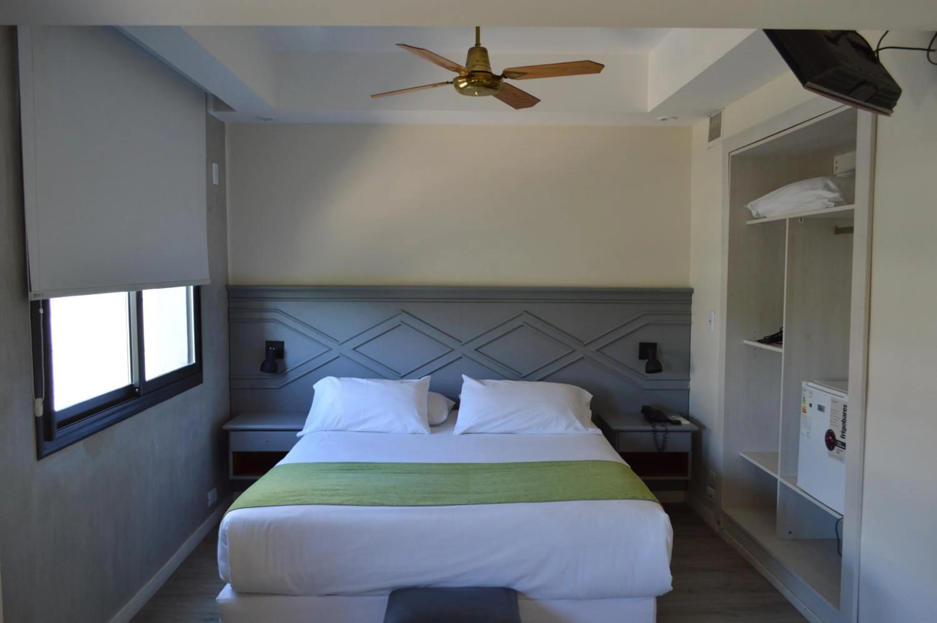 Bedroom, Bed in Hotel Internacional