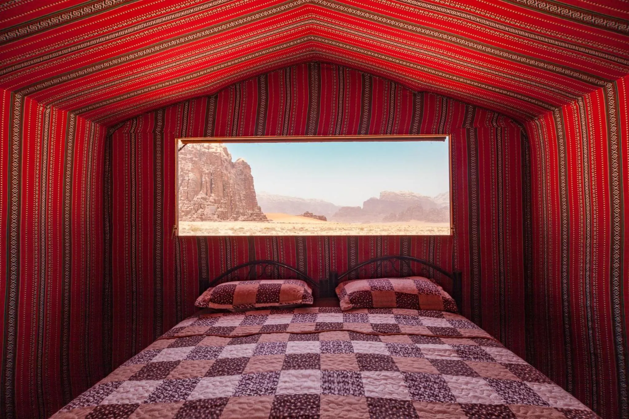 Bedroom, Bed in Arabian Nights