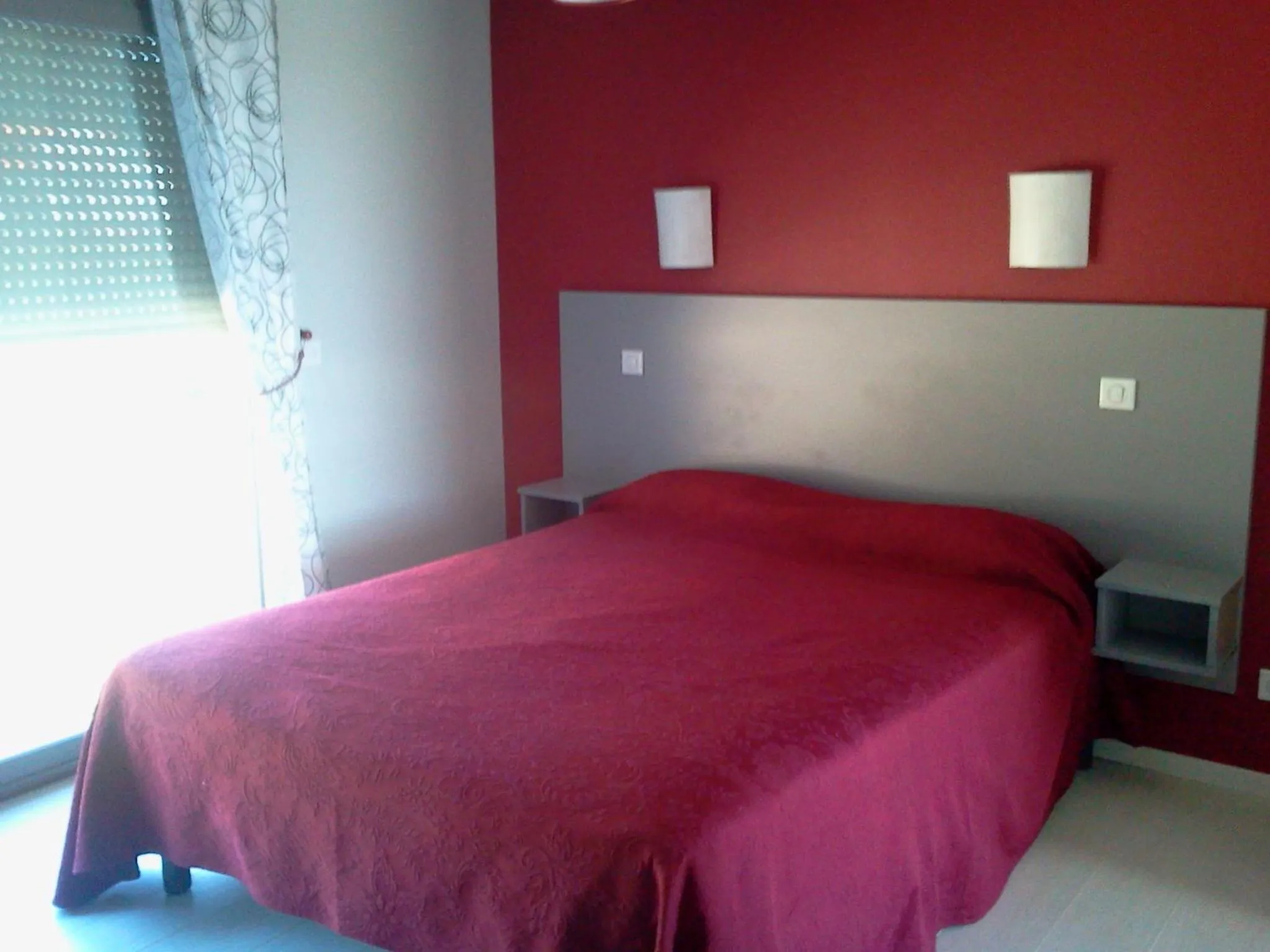 Bedroom, Bed in Logis Hotels - Hôtel et Restaurant Le Relais des Garrigues