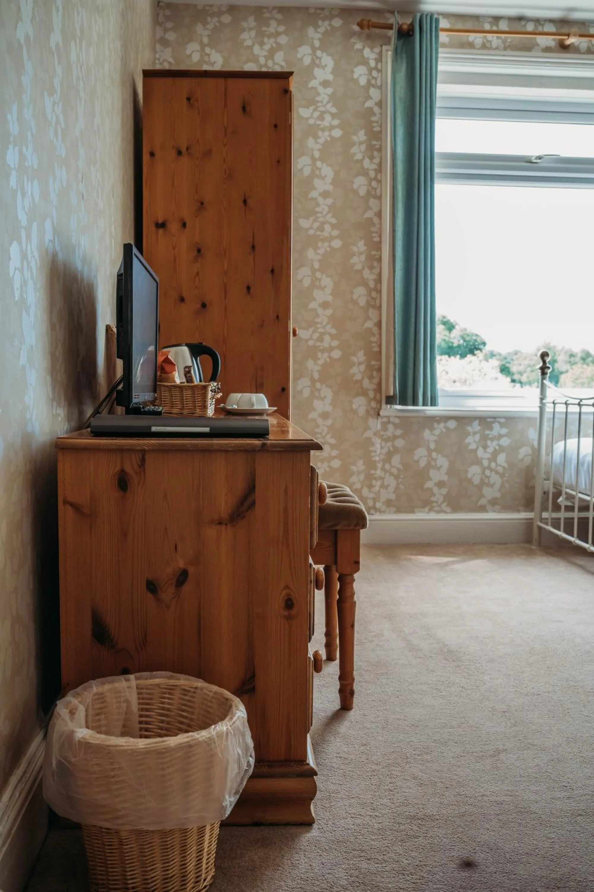 Bed in Three Wells B&B