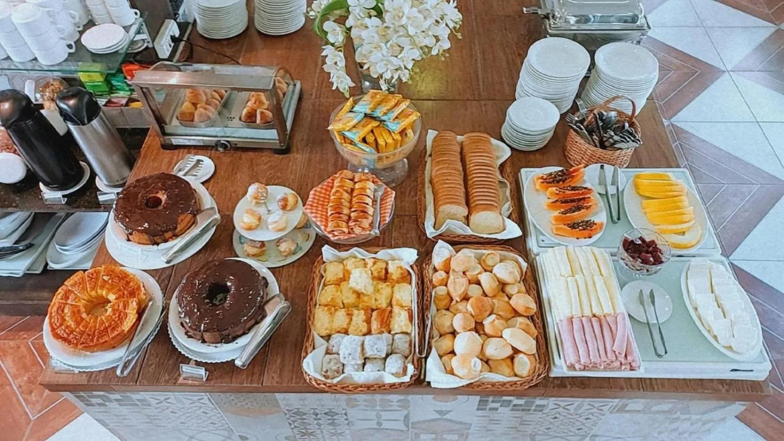 Breakfast in Don Marcos Hotel com Restaurante e Pizzaria