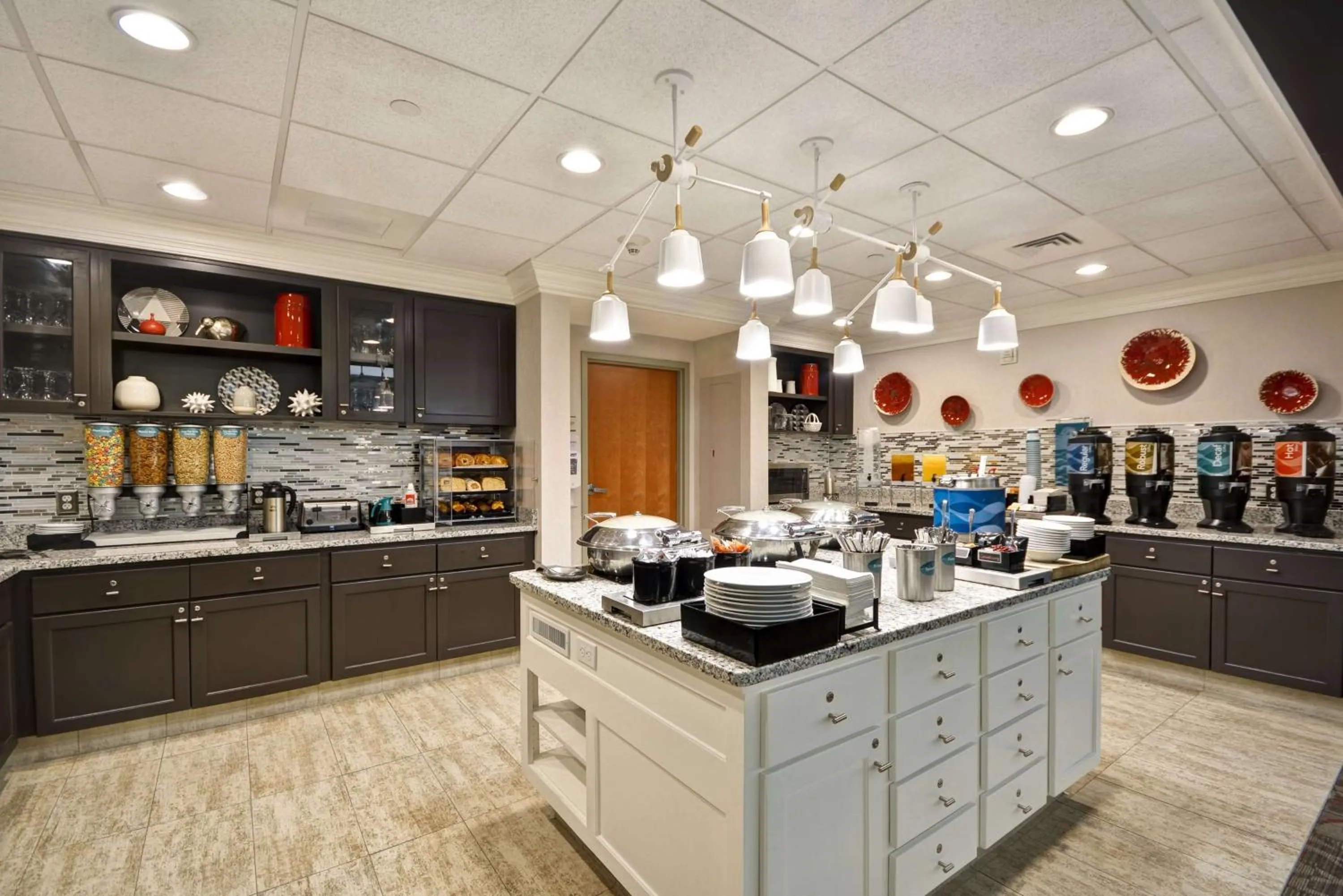 Restaurant/places to eat in Homewood Suites by Hilton Ithaca
