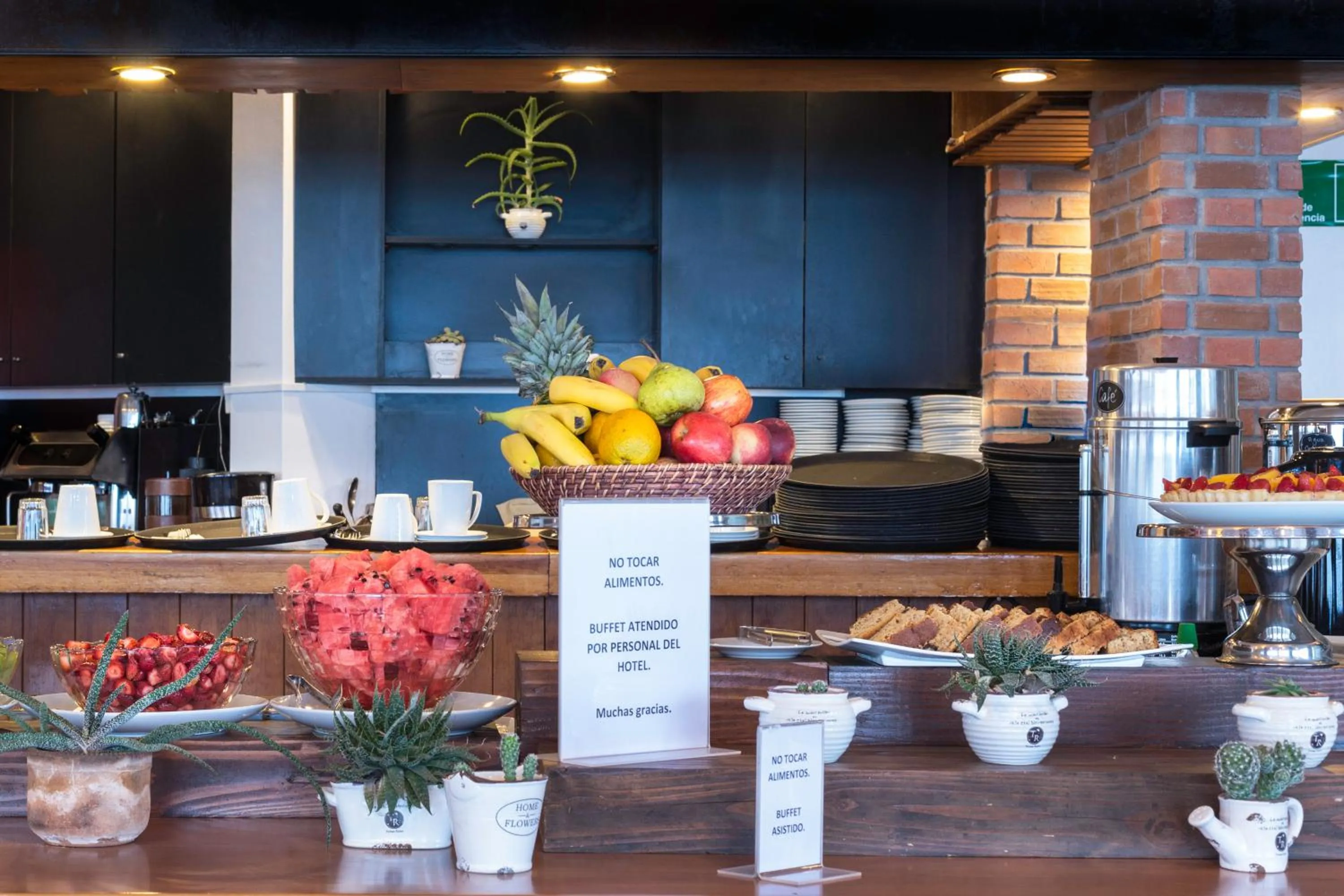 Hotel y Cabañas Campanario