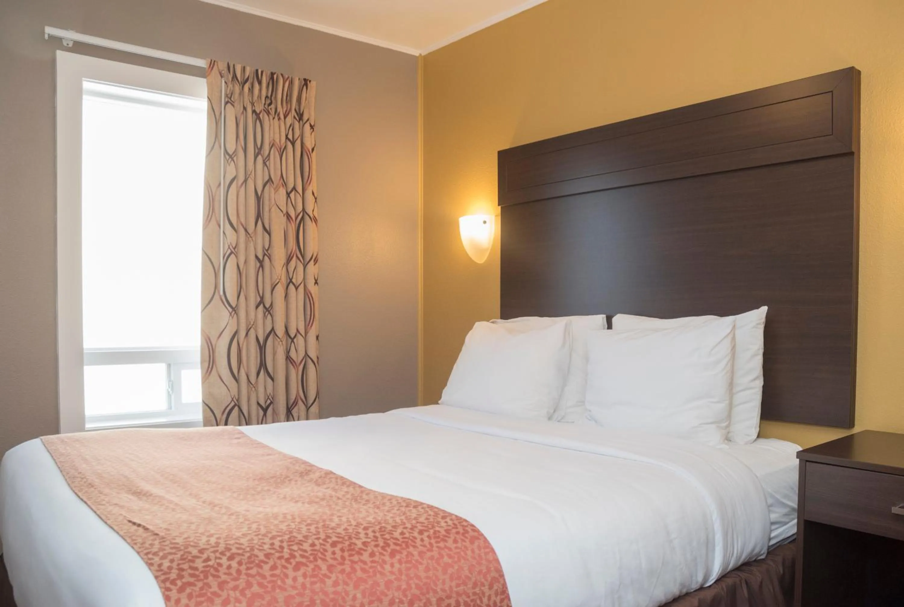 Bedroom, Bed in Capitol Hill Motel